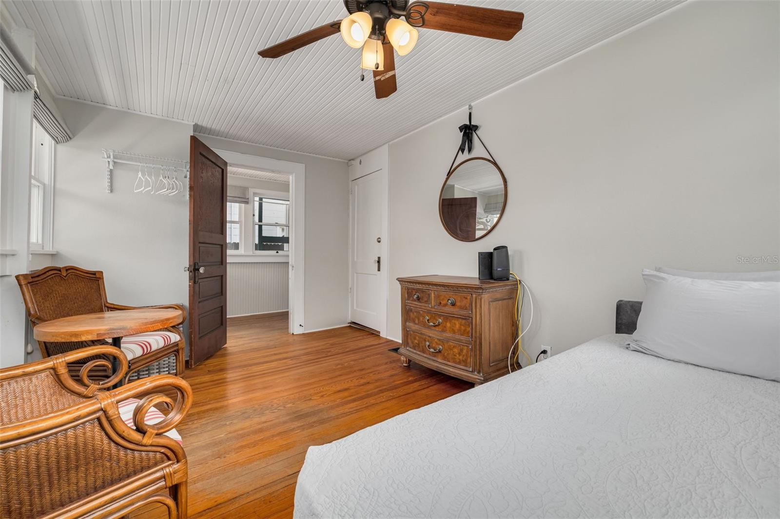 533 8TH AVE N, ST PETERSBURG, FL, 33701