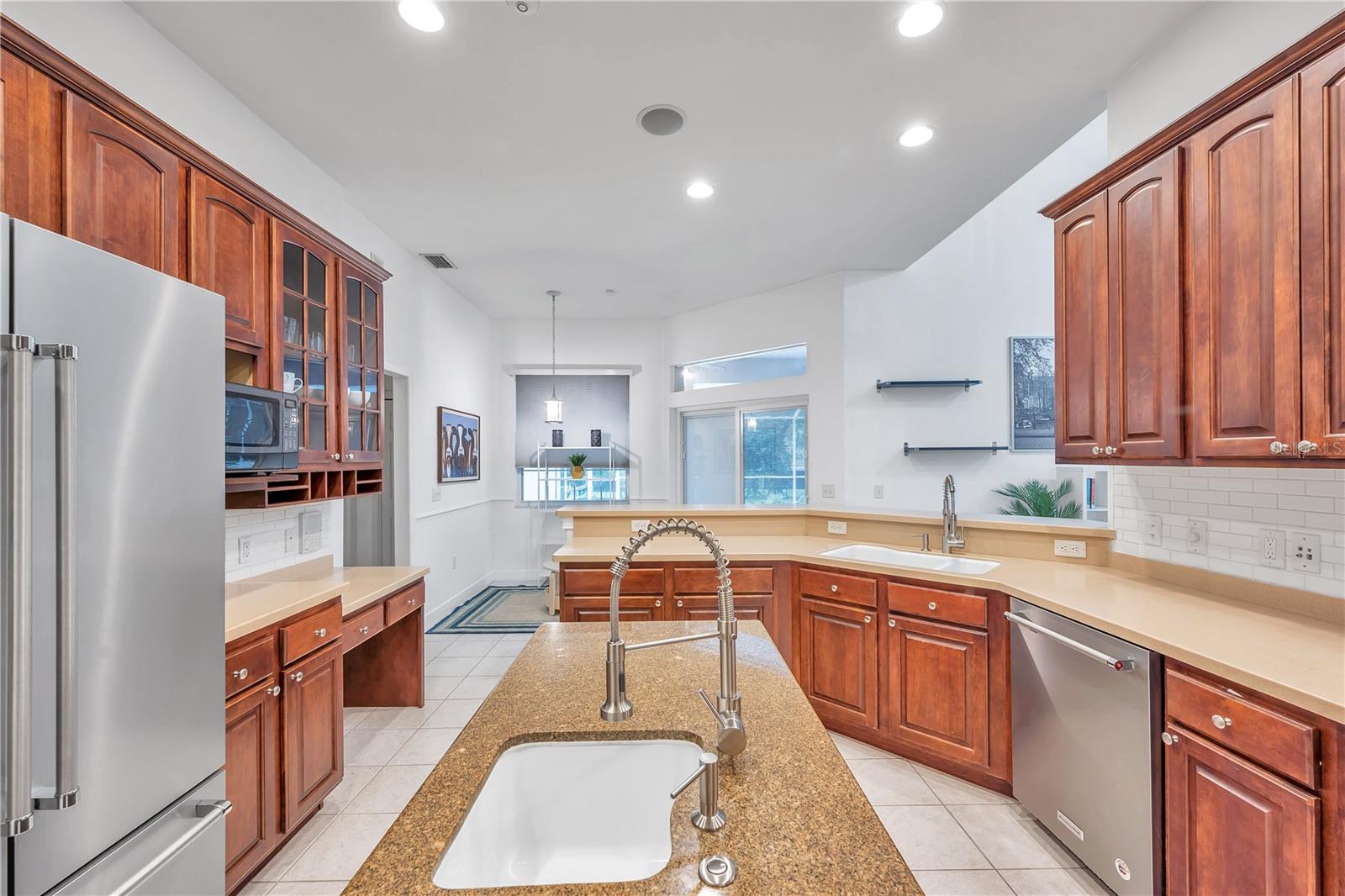1507 W WINDHORST RD, BRANDON, FL, 33510