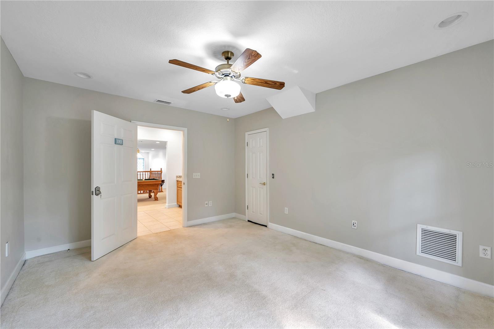 1507 W WINDHORST RD, BRANDON, FL, 33510
