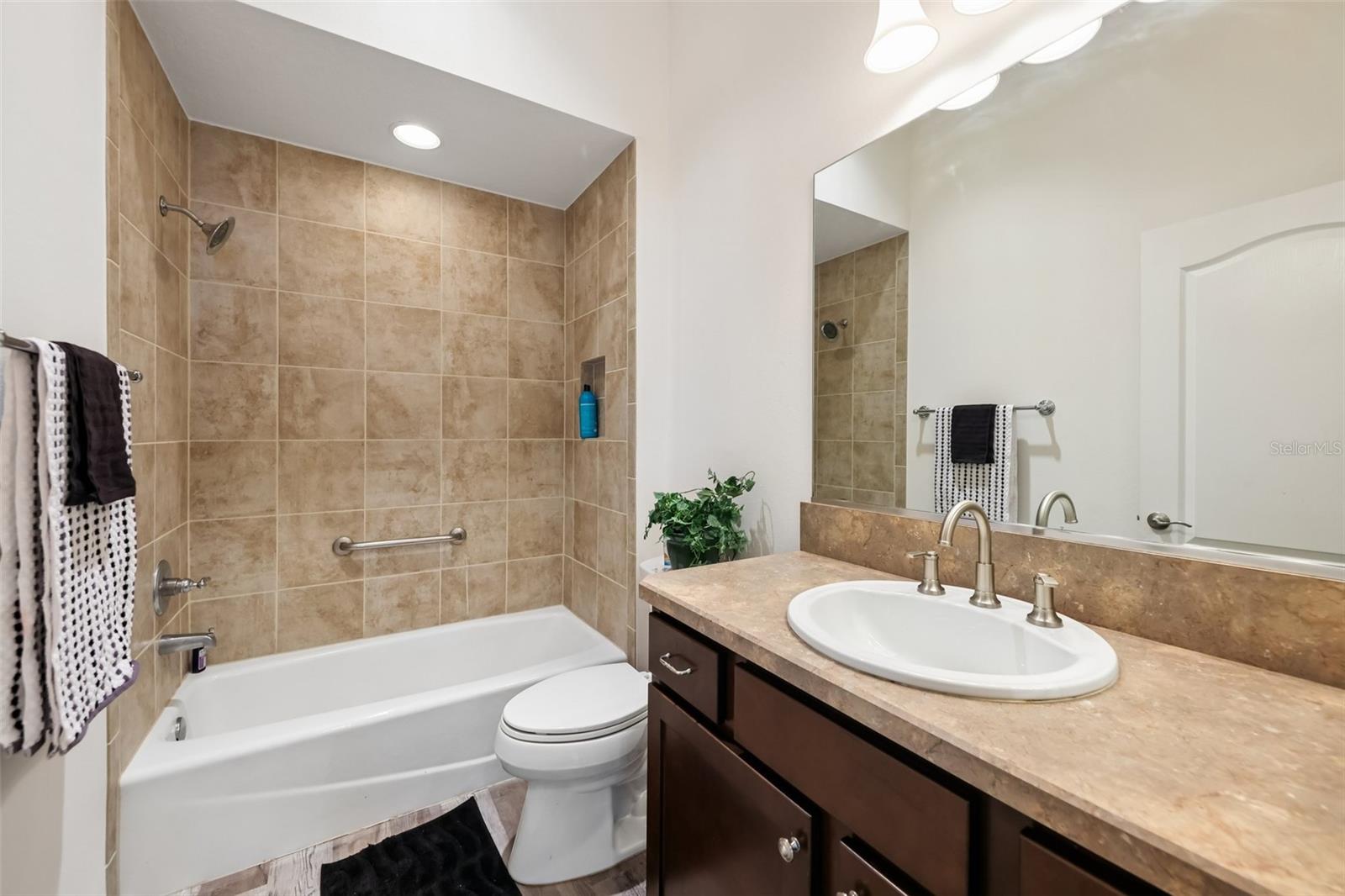 3315 DZURO DR, OXFORD, FL, 34484