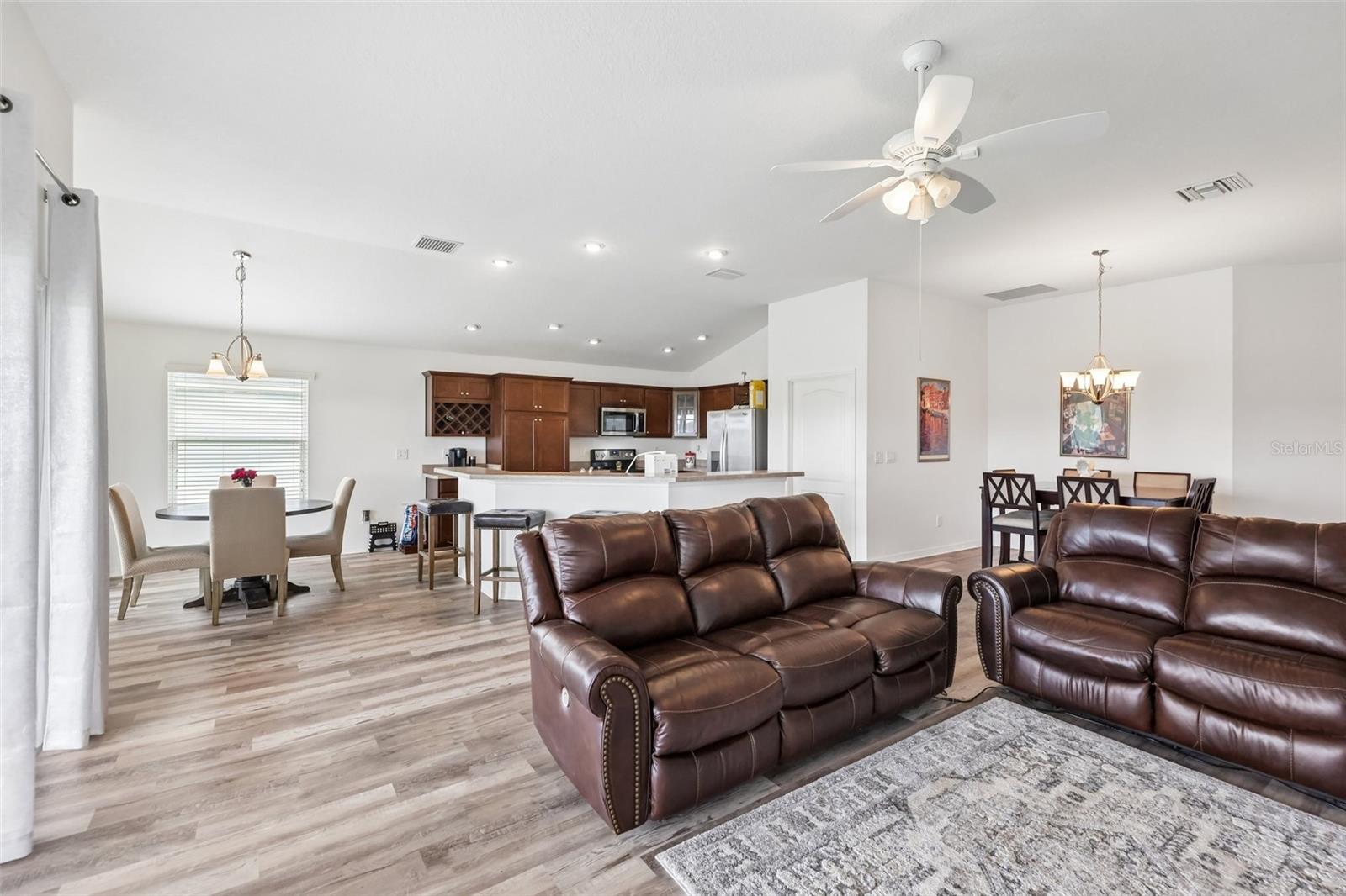 3315 DZURO DR, OXFORD, FL, 34484