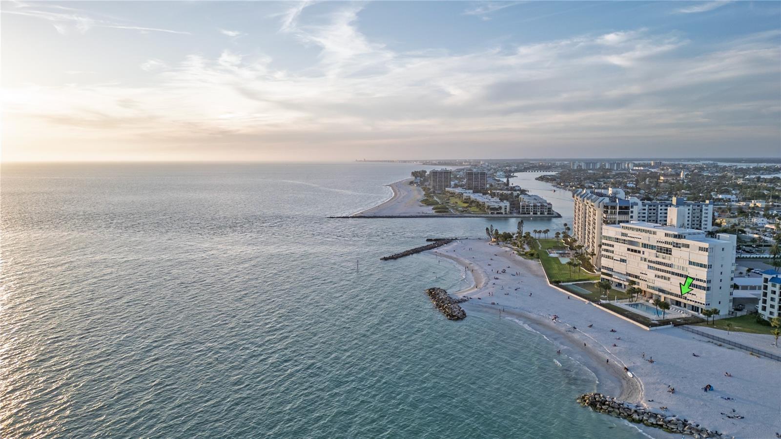 7000 BEACH PLZ #202, ST PETE BEACH, FL, 33706