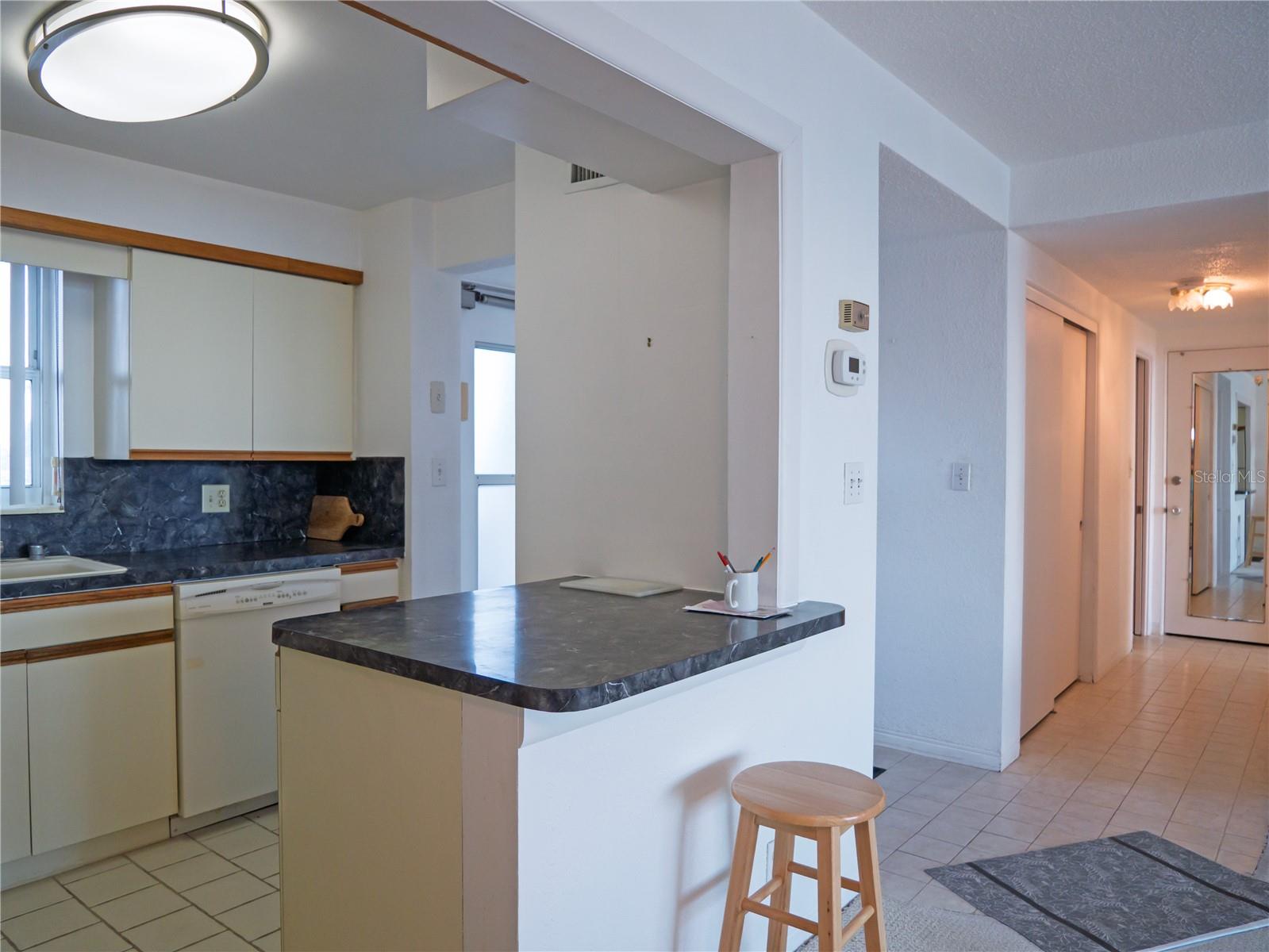 7000 BEACH PLZ #202, ST PETE BEACH, FL, 33706
