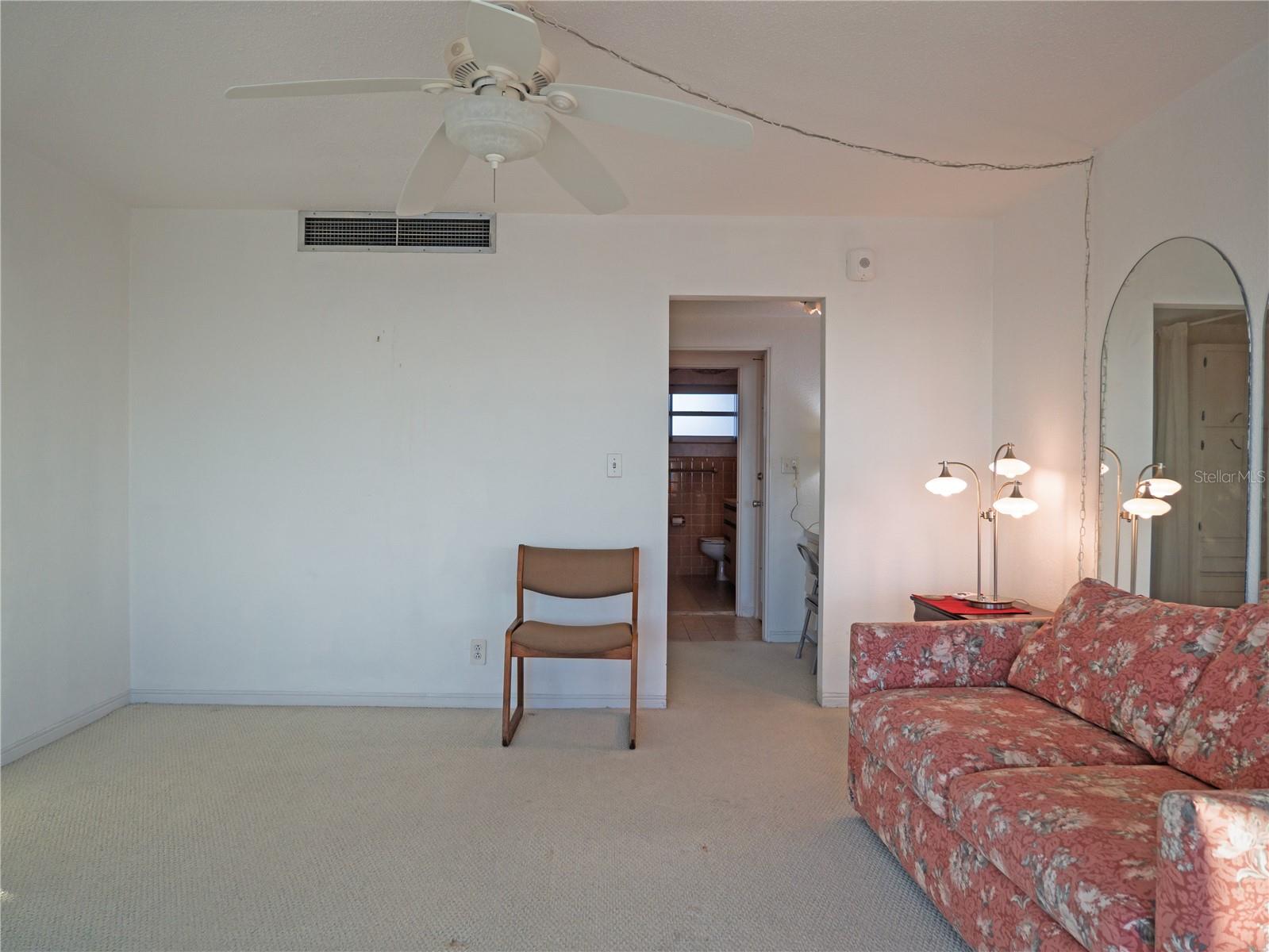 7000 BEACH PLZ #202, ST PETE BEACH, FL, 33706