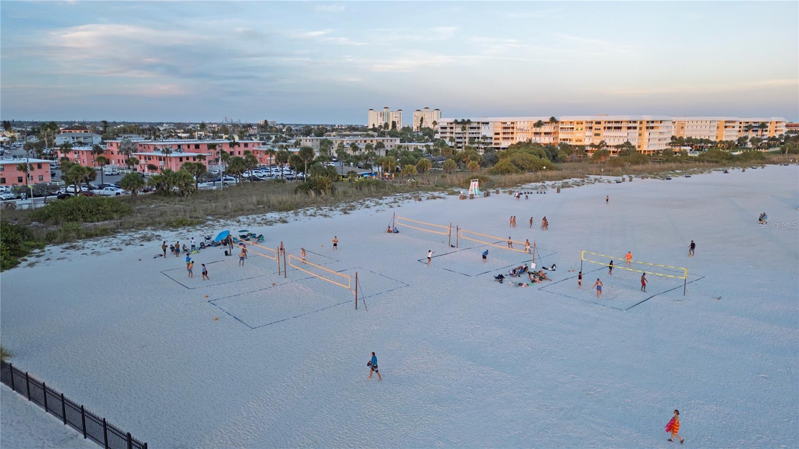 7000 BEACH PLZ #202, ST PETE BEACH, FL, 33706
