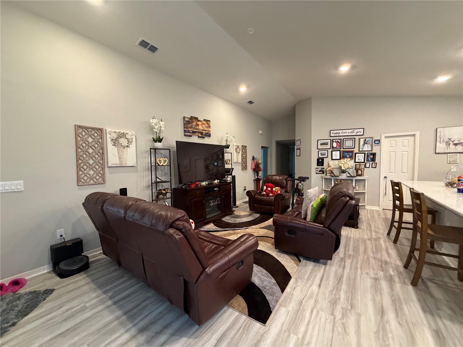 1358 CASCADE DR, DAVENPORT, FL, 33837