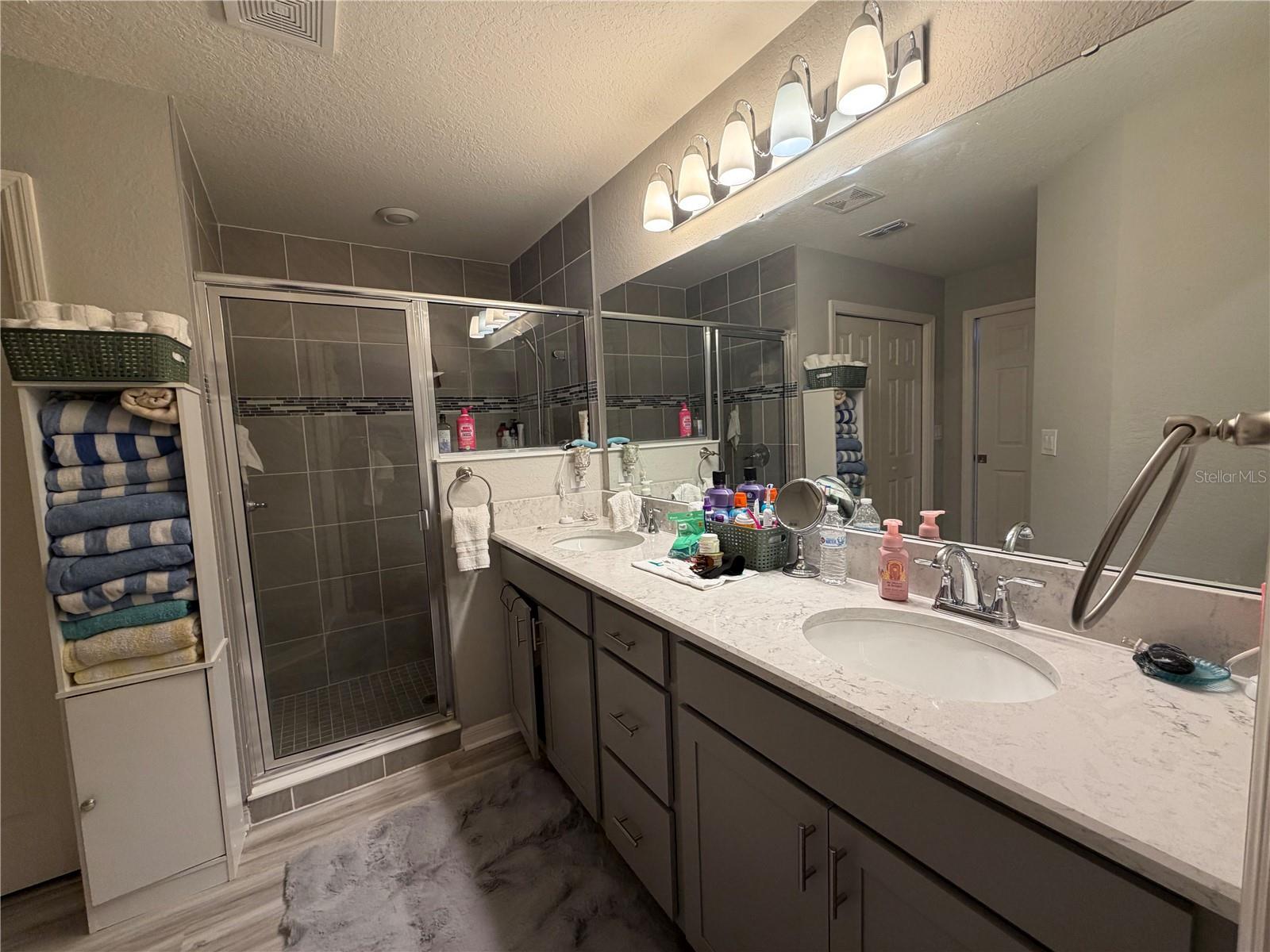 1358 CASCADE DR, DAVENPORT, FL, 33837