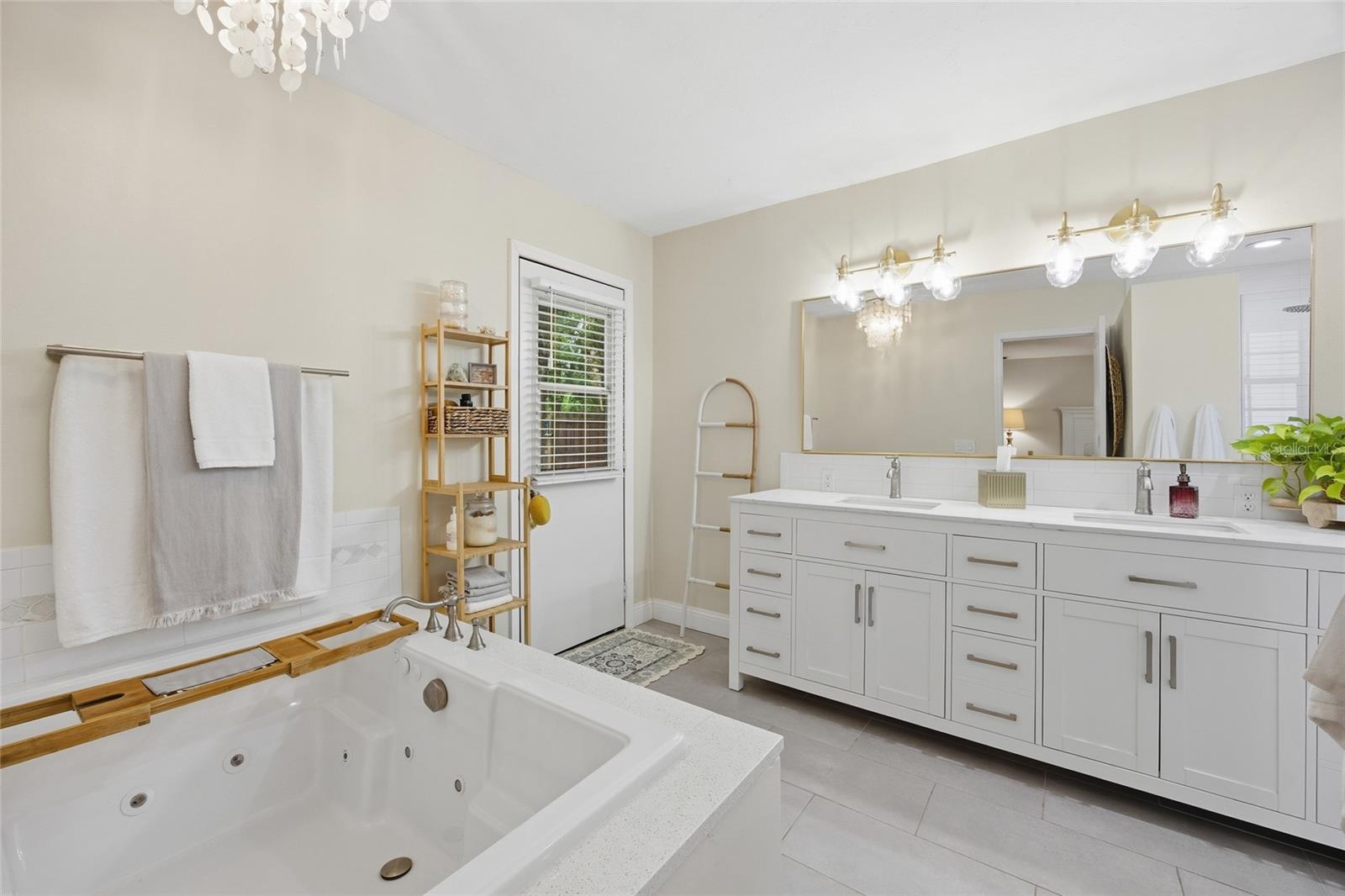 1525 SE 43RD AVE, OCALA, FL, 34471