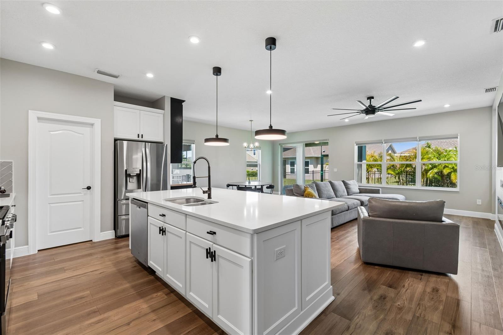 5619 SILVER SUN DR, APOLLO BEACH, FL, 33572