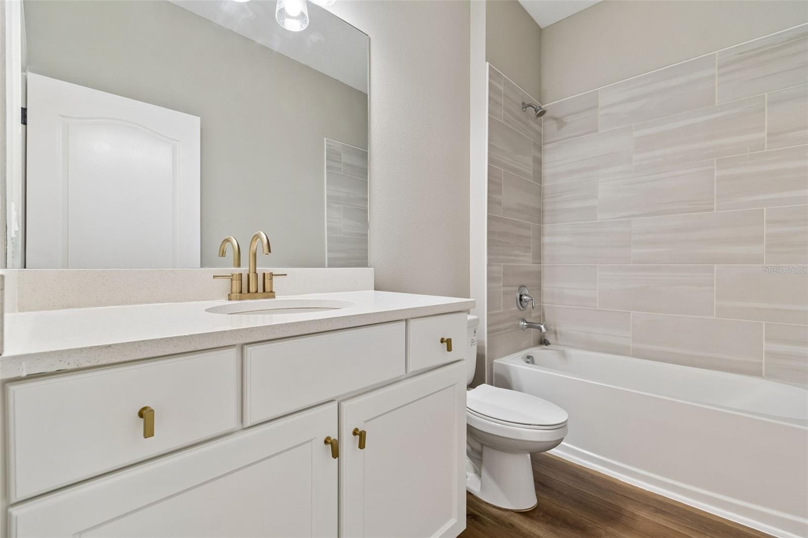5619 SILVER SUN DR, APOLLO BEACH, FL, 33572