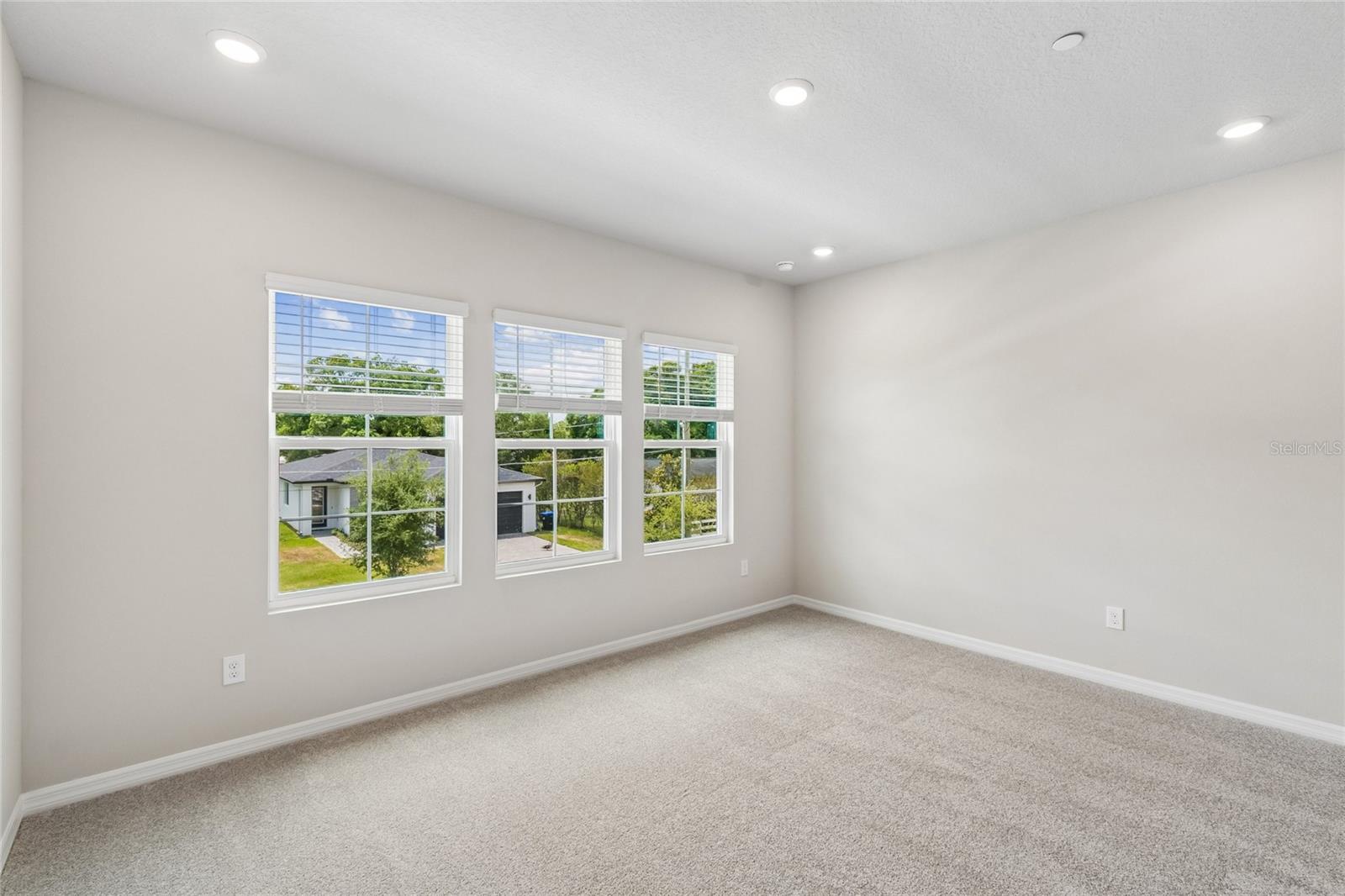 4353 ROUSH AVE, ORLANDO, FL, 32803