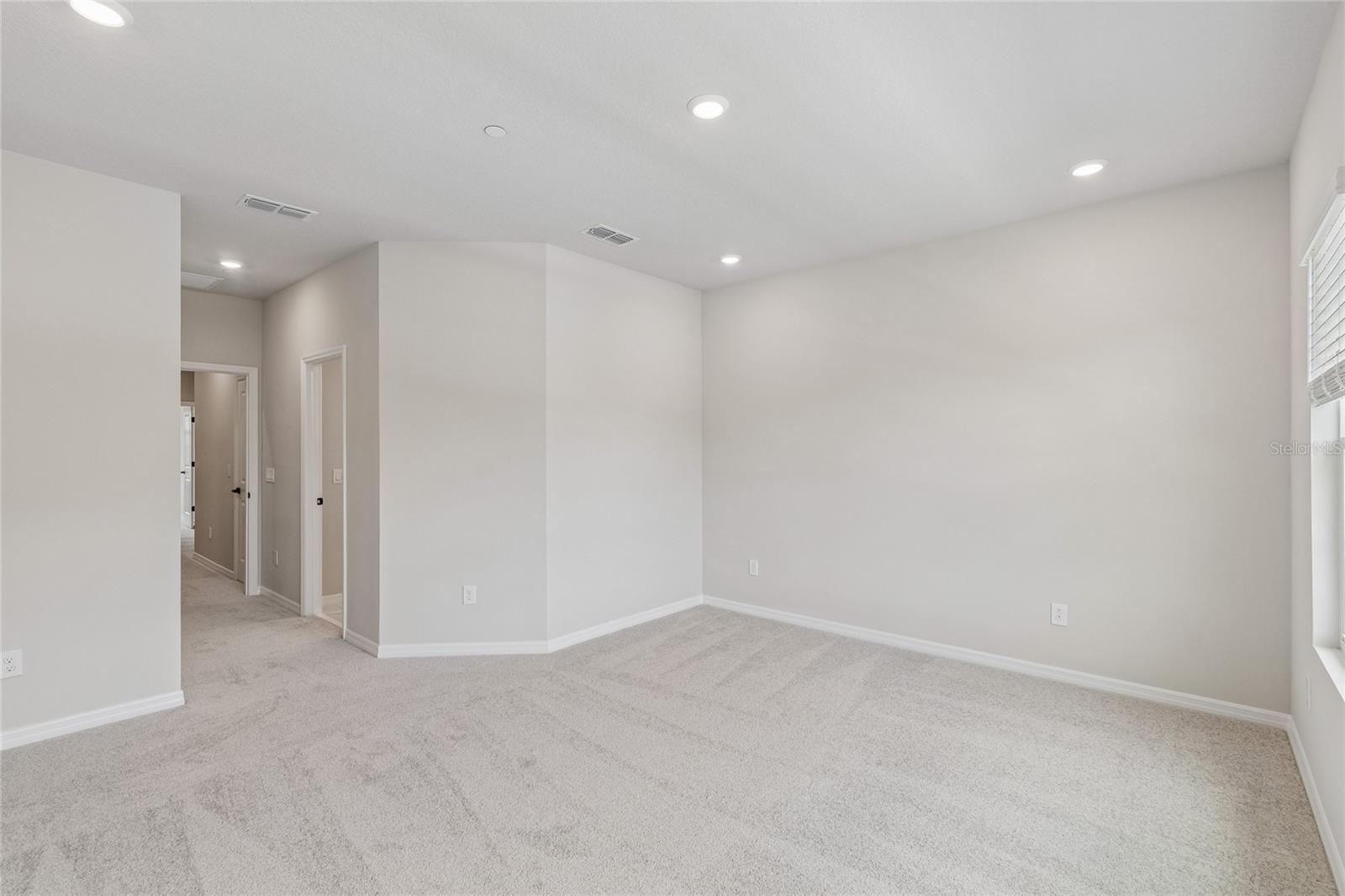 4353 ROUSH AVE, ORLANDO, FL, 32803