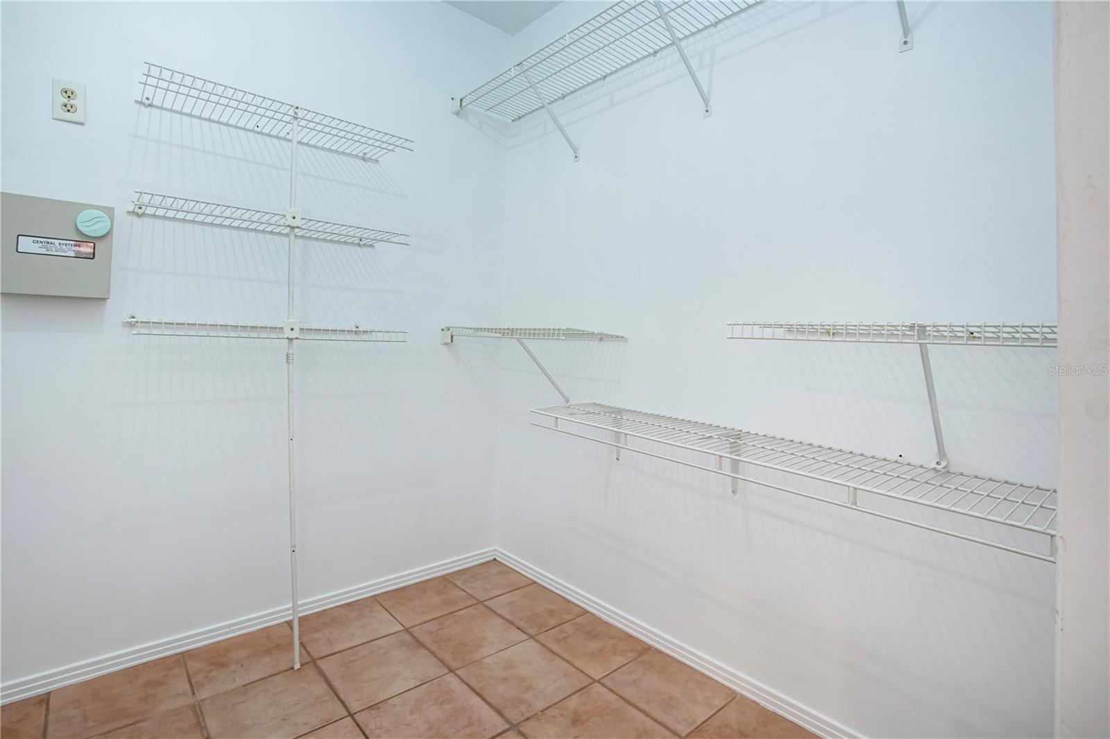 4403 DIAMOND CIR N, SARASOTA, FL, 34233