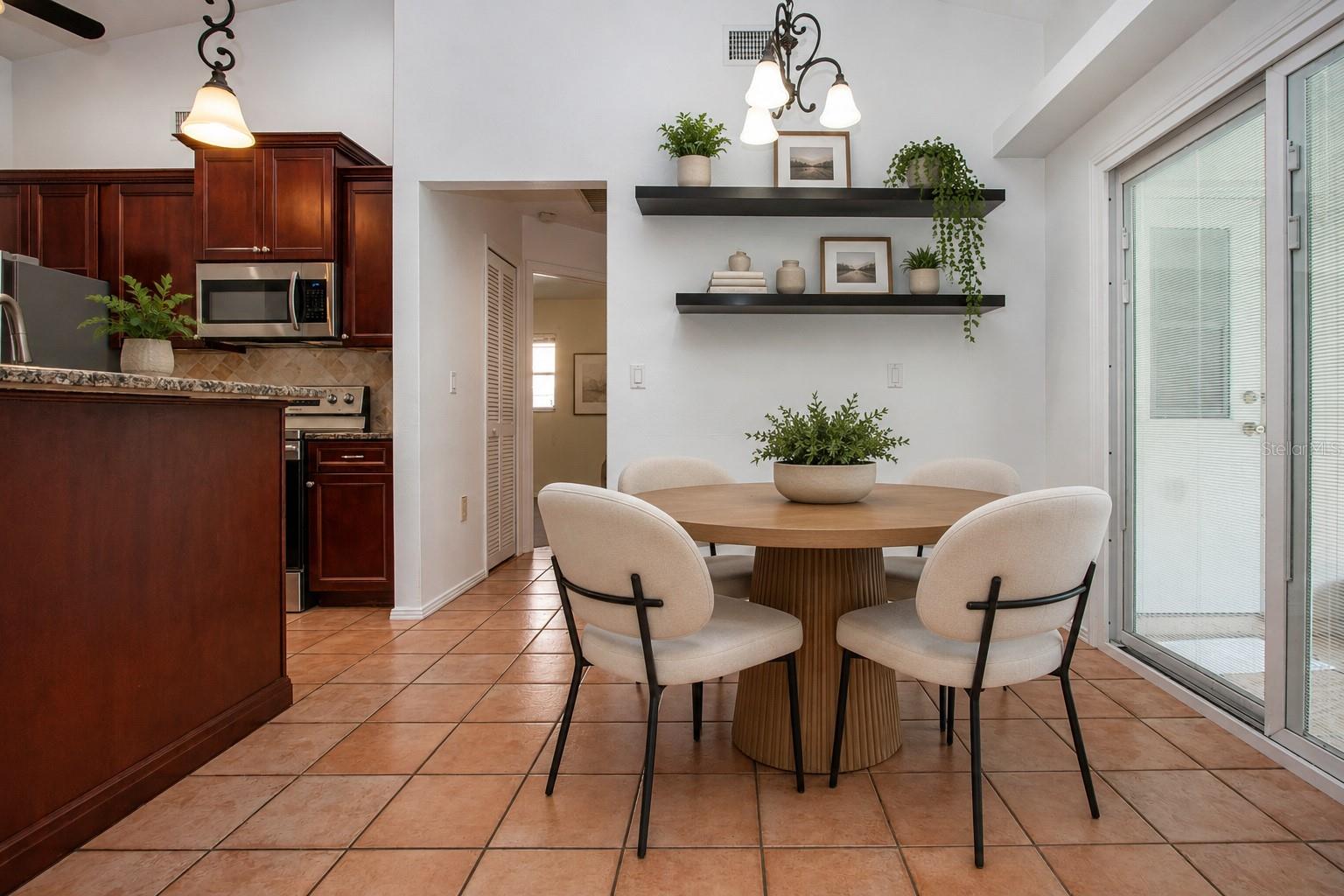 4403 DIAMOND CIR N, SARASOTA, FL, 34233