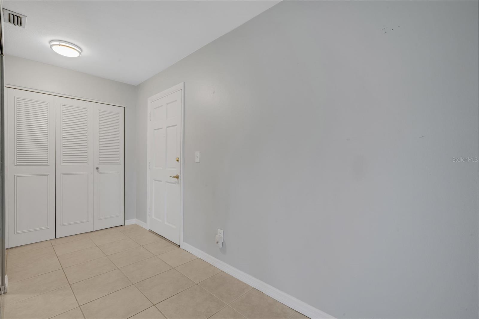 218 DOGWOOD CIR #218, SEMINOLE, FL, 33777