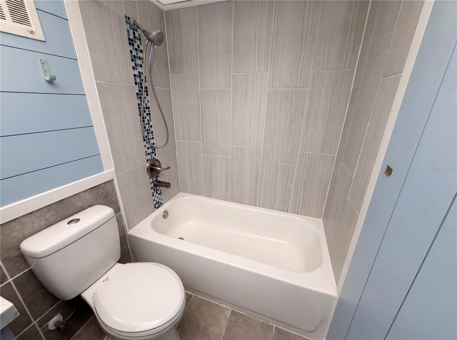 1303 S HERCULES AVE #6, CLEARWATER, FL, 33764