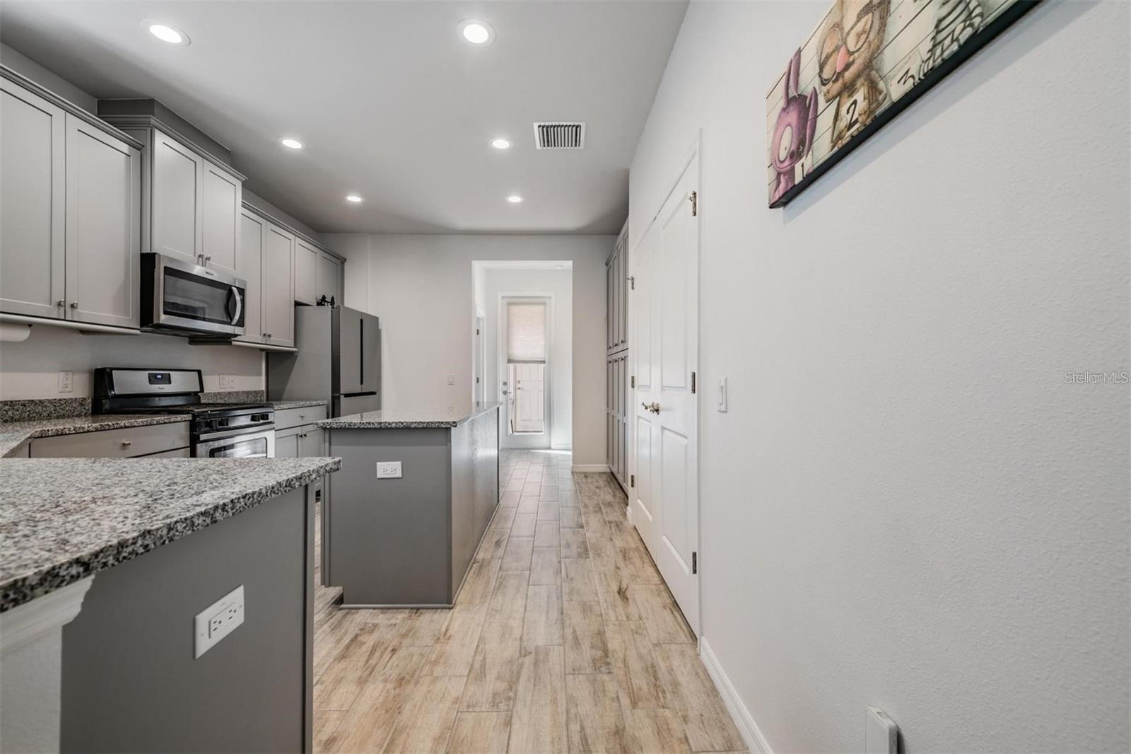 5607 HOMETOWN LN, LITHIA, FL, 33547