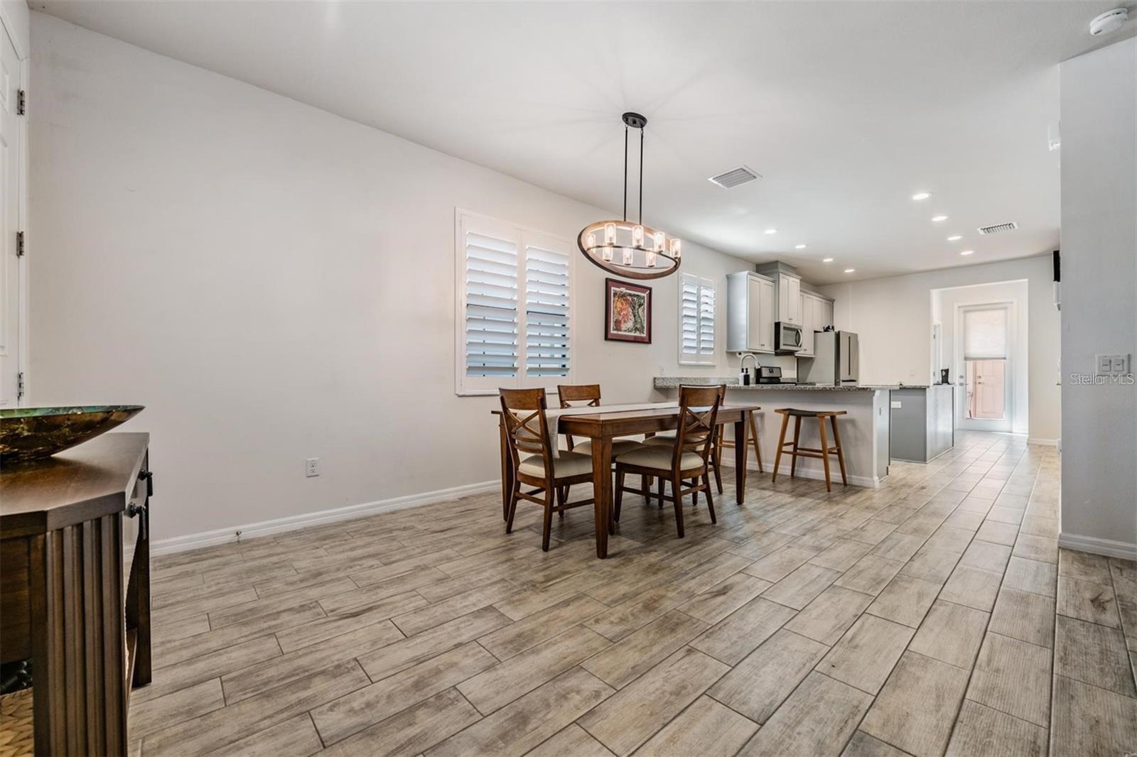5607 HOMETOWN LN, LITHIA, FL, 33547