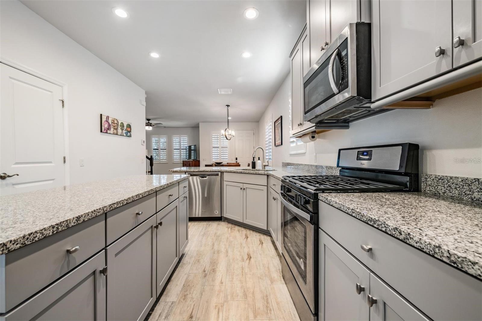 5607 HOMETOWN LN, LITHIA, FL, 33547
