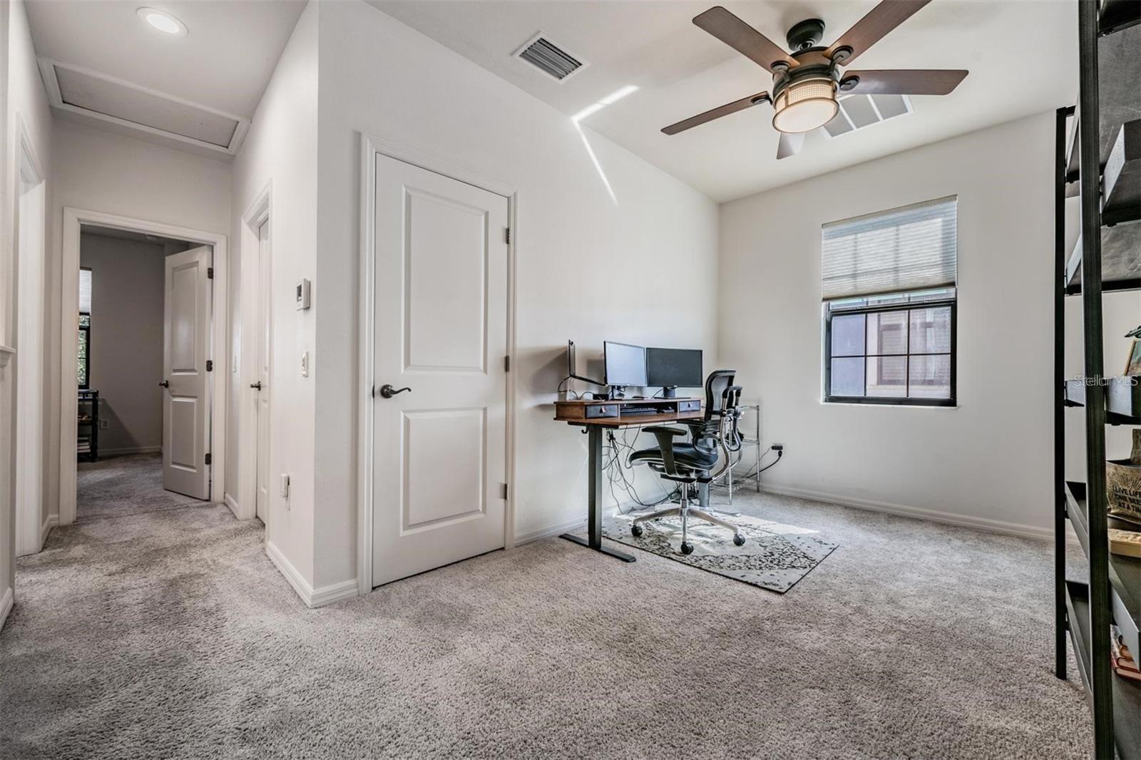 5607 HOMETOWN LN, LITHIA, FL, 33547