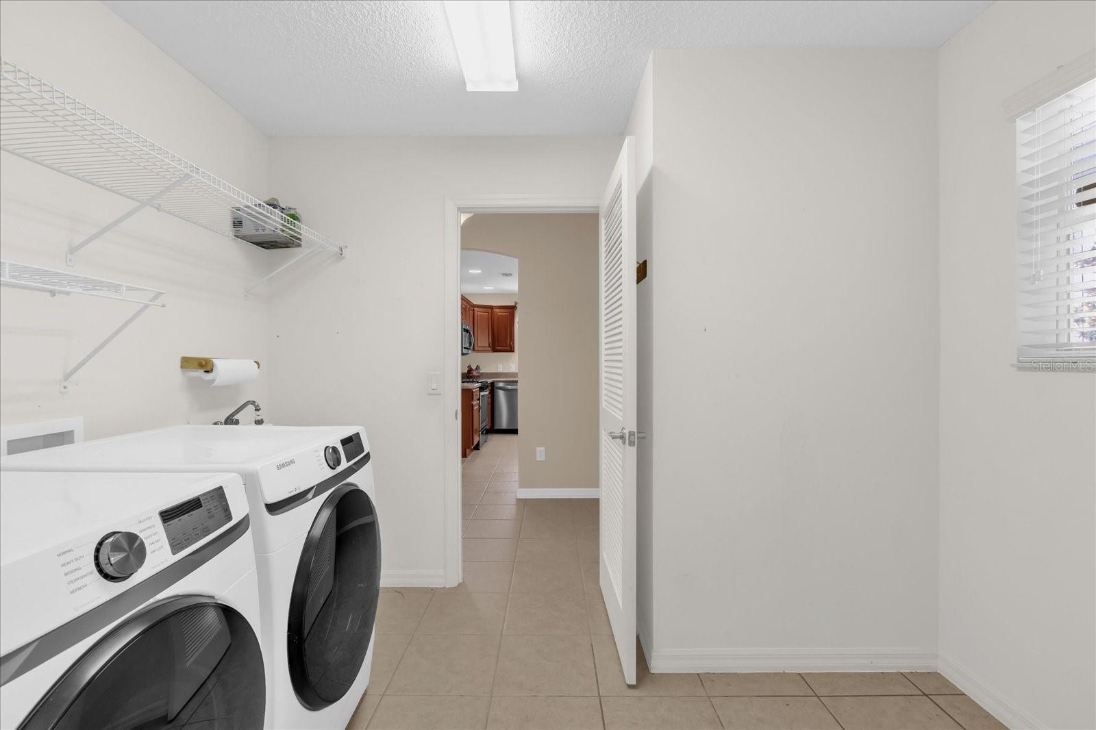 401 BISHOPVILLE LOOP, THE VILLAGES, FL, 32162