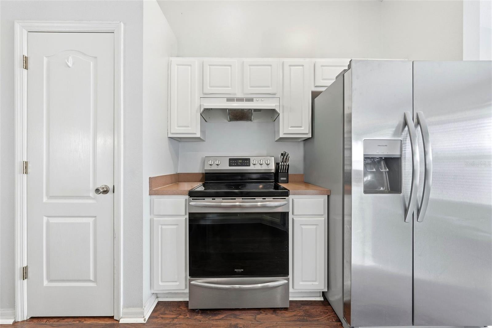 812 SHORE BREEZE WAY, MINNEOLA, FL, 34715