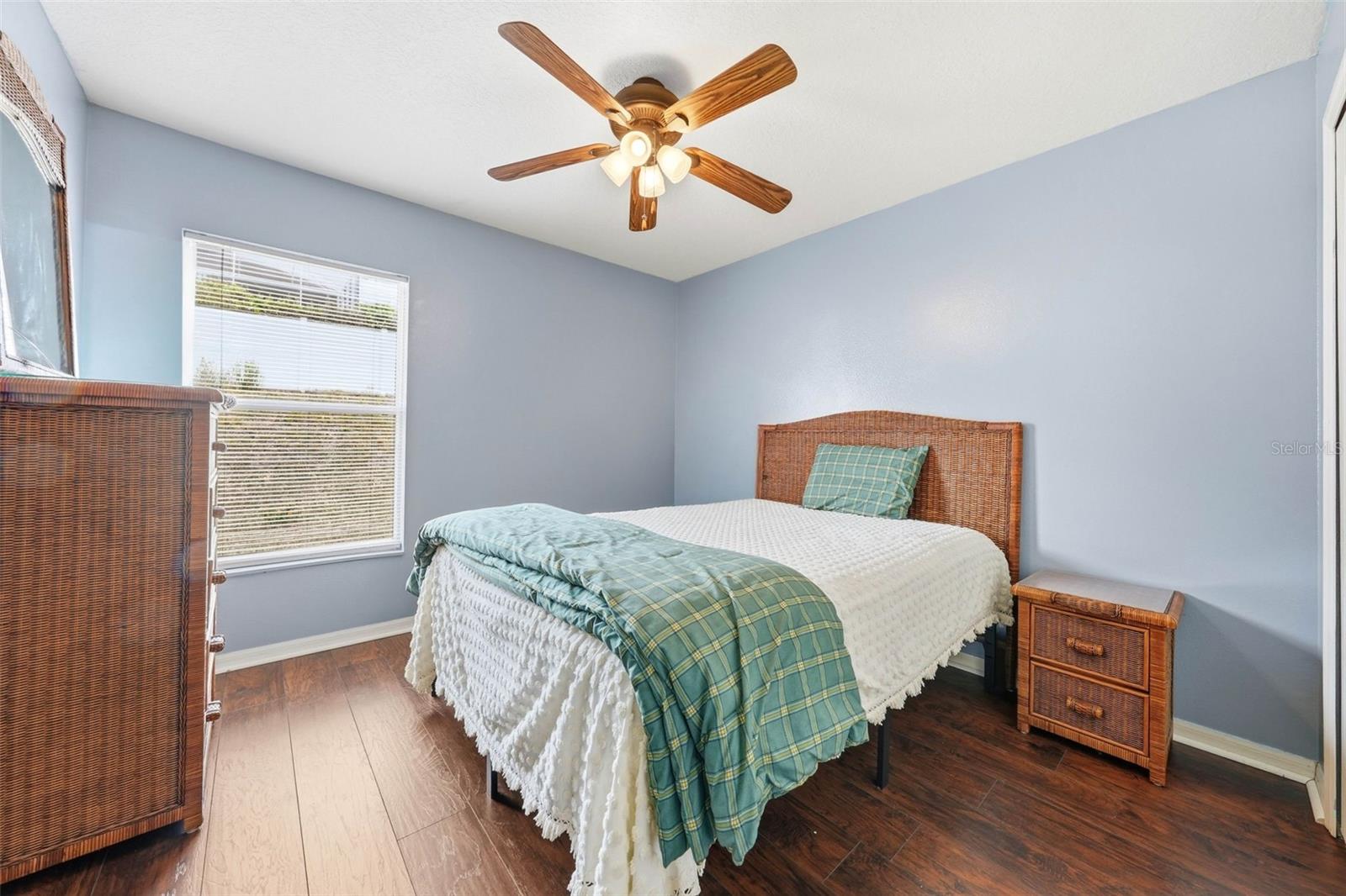 812 SHORE BREEZE WAY, MINNEOLA, FL, 34715