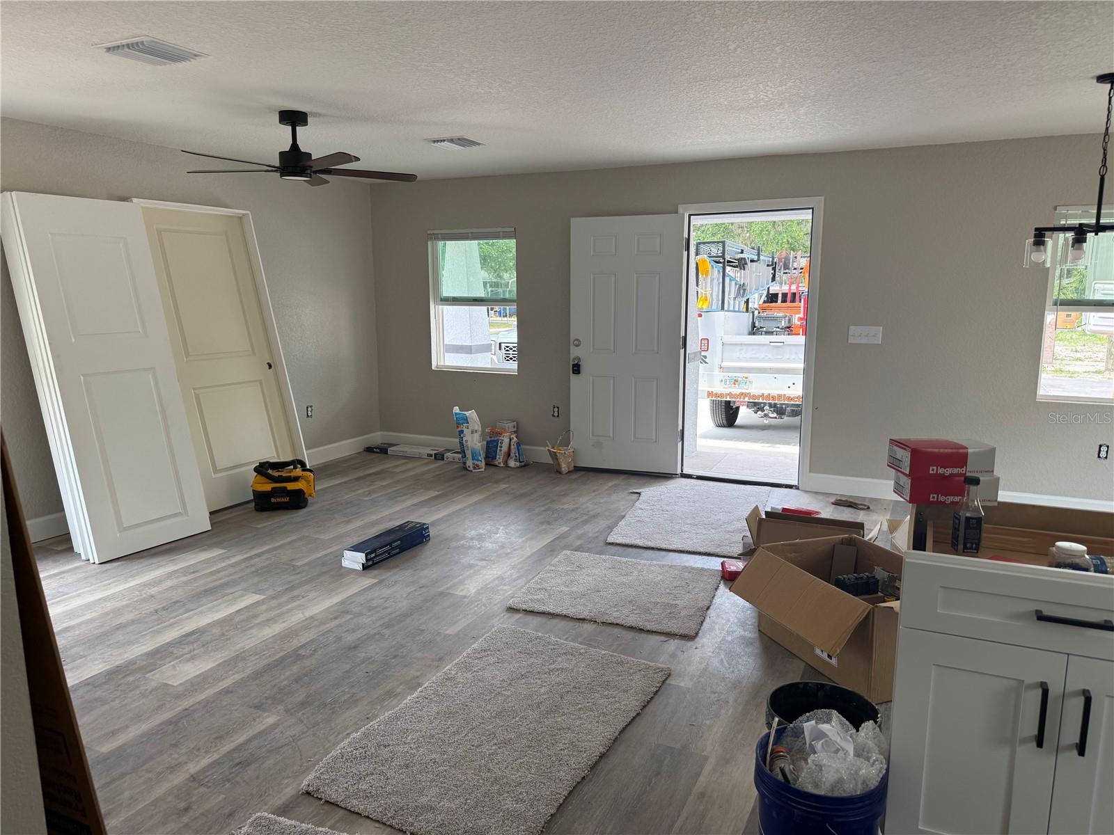 1001 RENFRO ST, PLANT CITY, FL, 33563