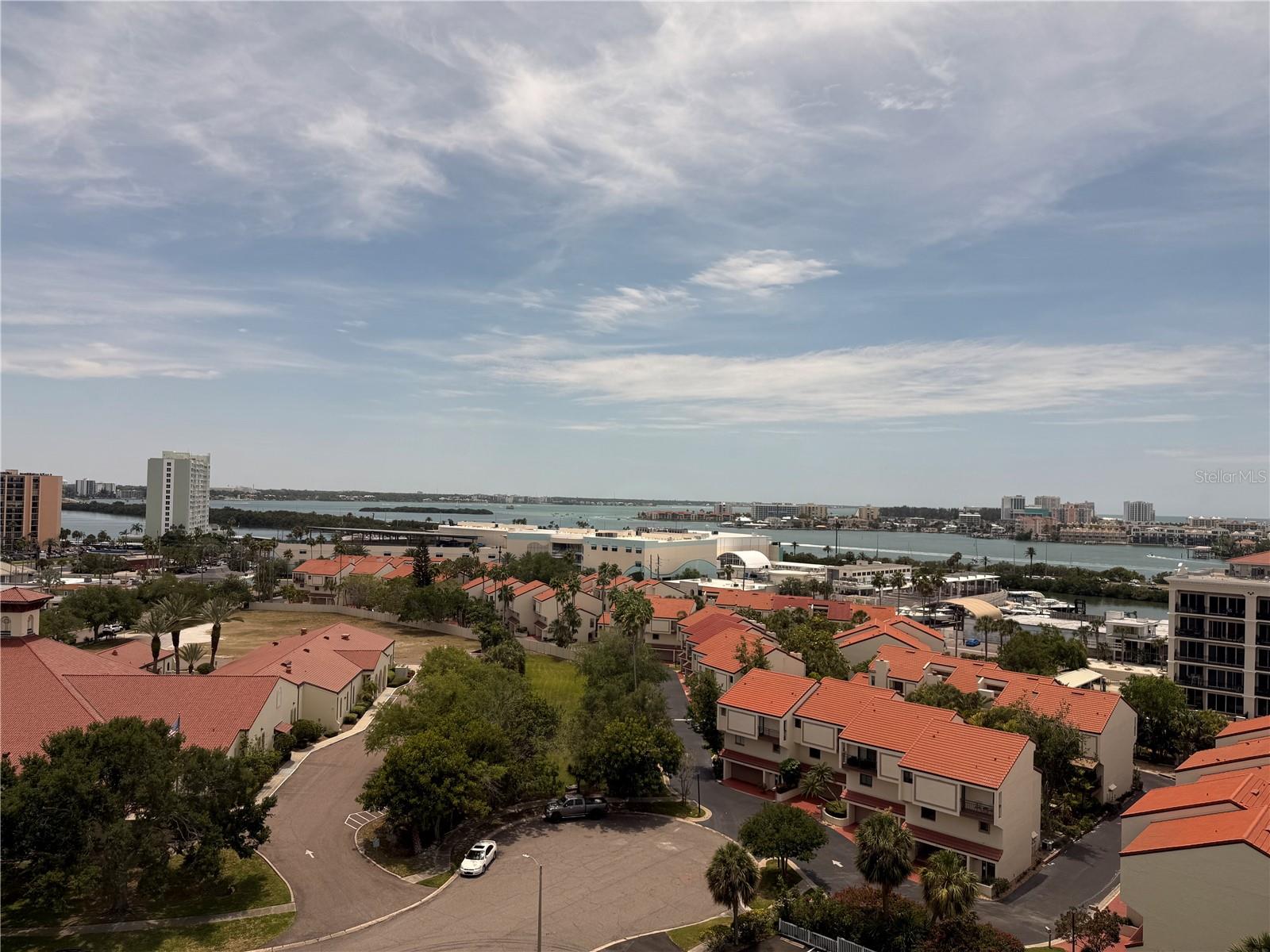 255 DOLPHIN PT #2, CLEARWATER BEACH, FL, 33767