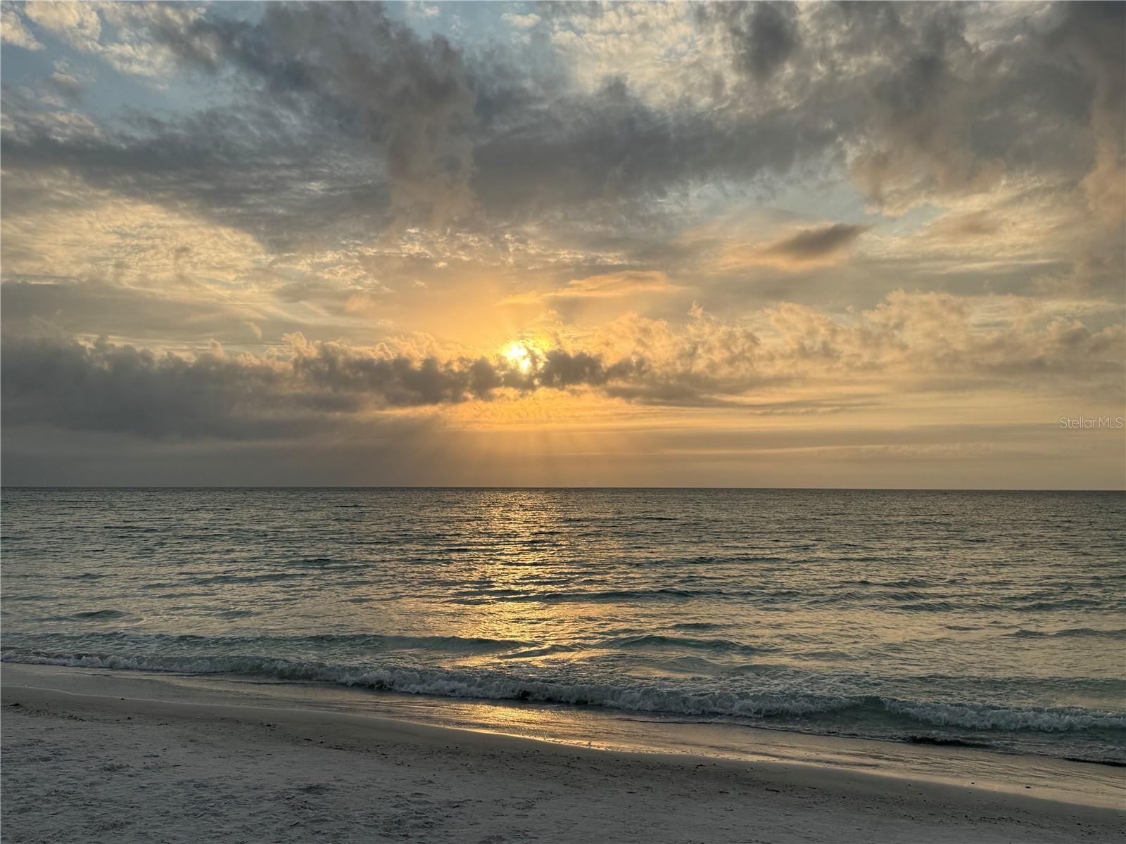 255 DOLPHIN PT #2, CLEARWATER BEACH, FL, 33767