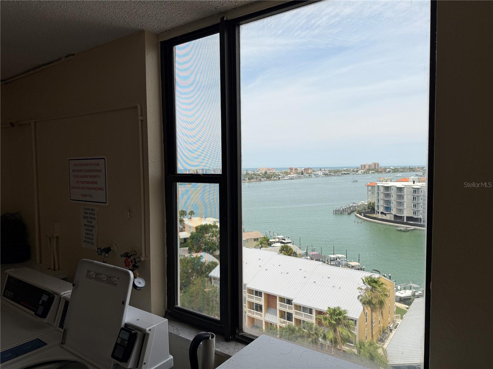 255 DOLPHIN PT #2, CLEARWATER BEACH, FL, 33767