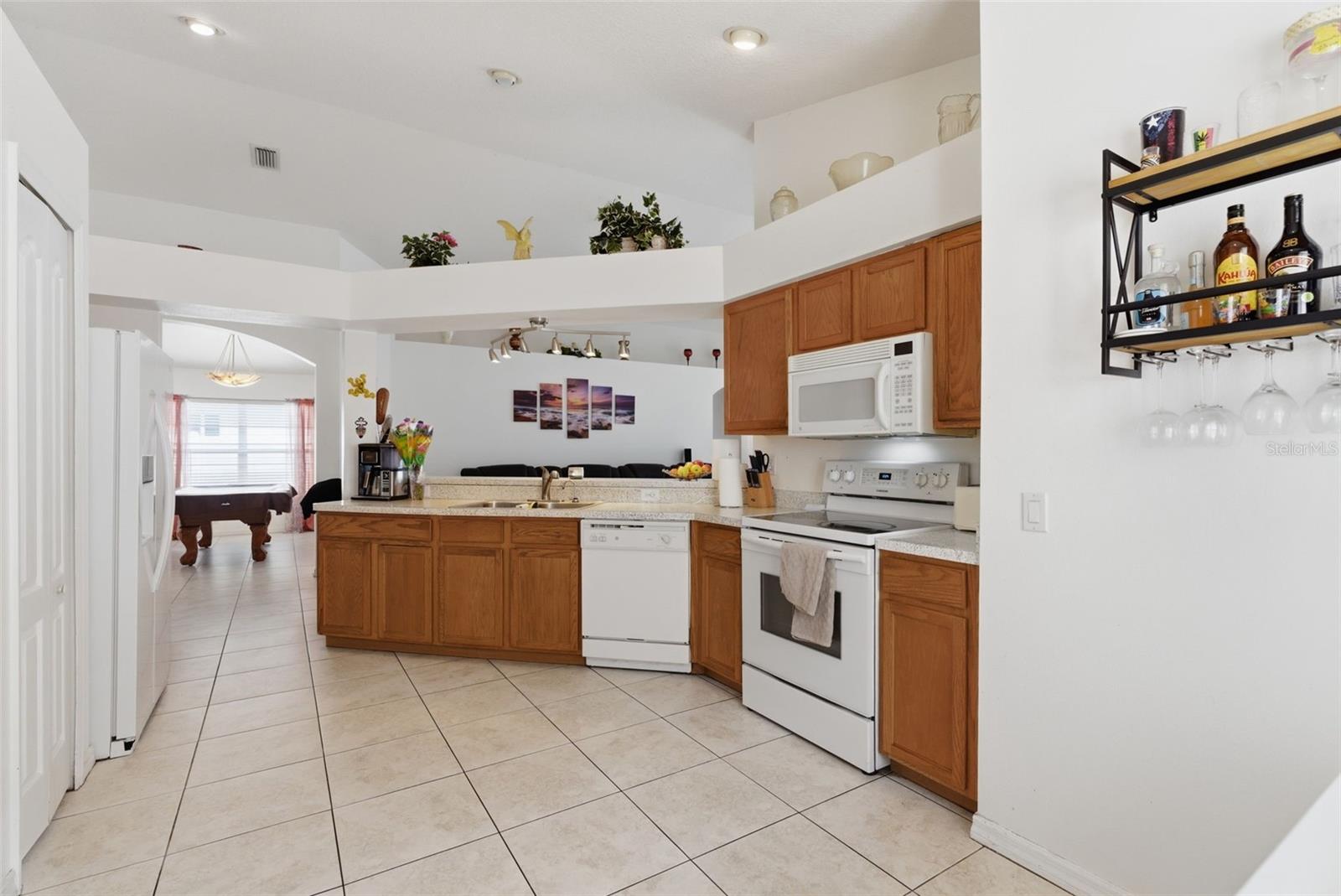12818 LAKE VISTA DR, GIBSONTON, FL, 33534