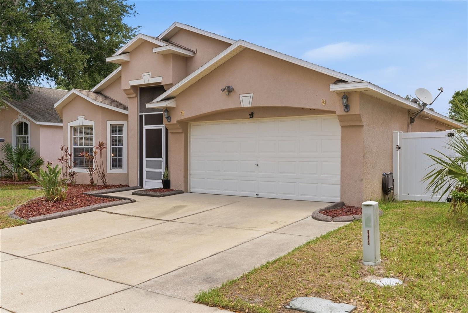 12818 LAKE VISTA DR, GIBSONTON, FL, 33534