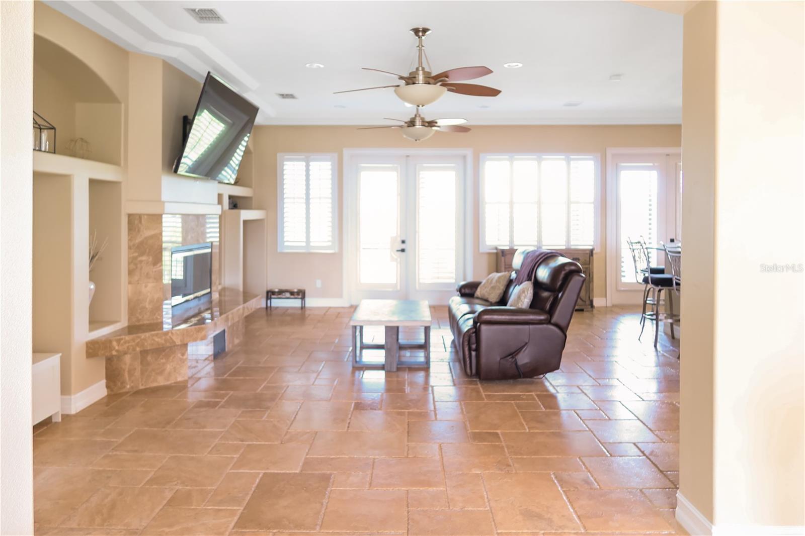 2401 SAND BAY DR, HOLIDAY, FL, 34691
