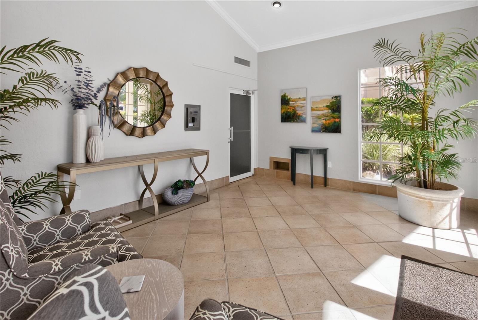 5430 EAGLES POINT CIR #202, SARASOTA, FL, 34231
