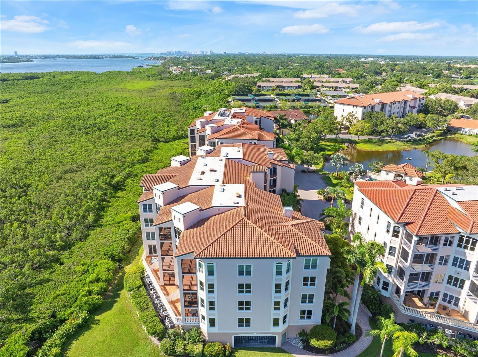 5430 EAGLES POINT CIR #202, SARASOTA, FL, 34231