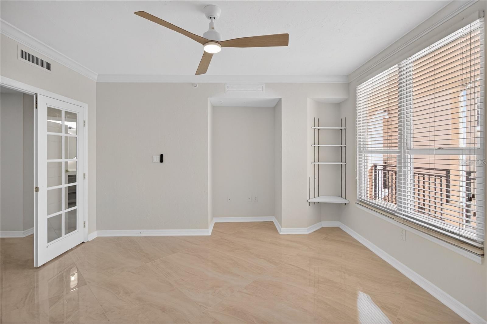 5430 EAGLES POINT CIR #202, SARASOTA, FL, 34231