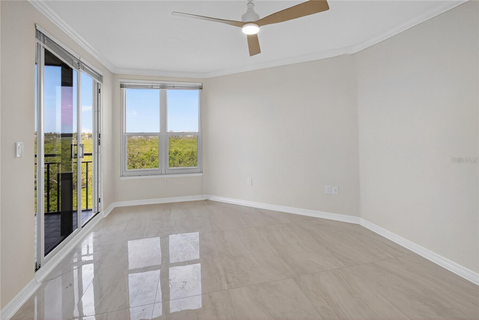 5430 EAGLES POINT CIR #202, SARASOTA, FL, 34231