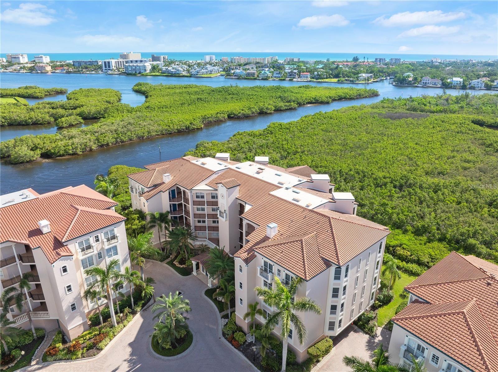 5430 EAGLES POINT CIR #202, SARASOTA, FL, 34231