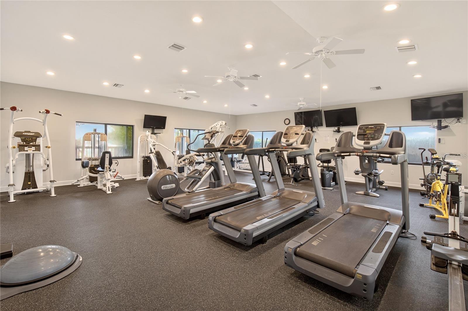 5430 EAGLES POINT CIR #202, SARASOTA, FL, 34231