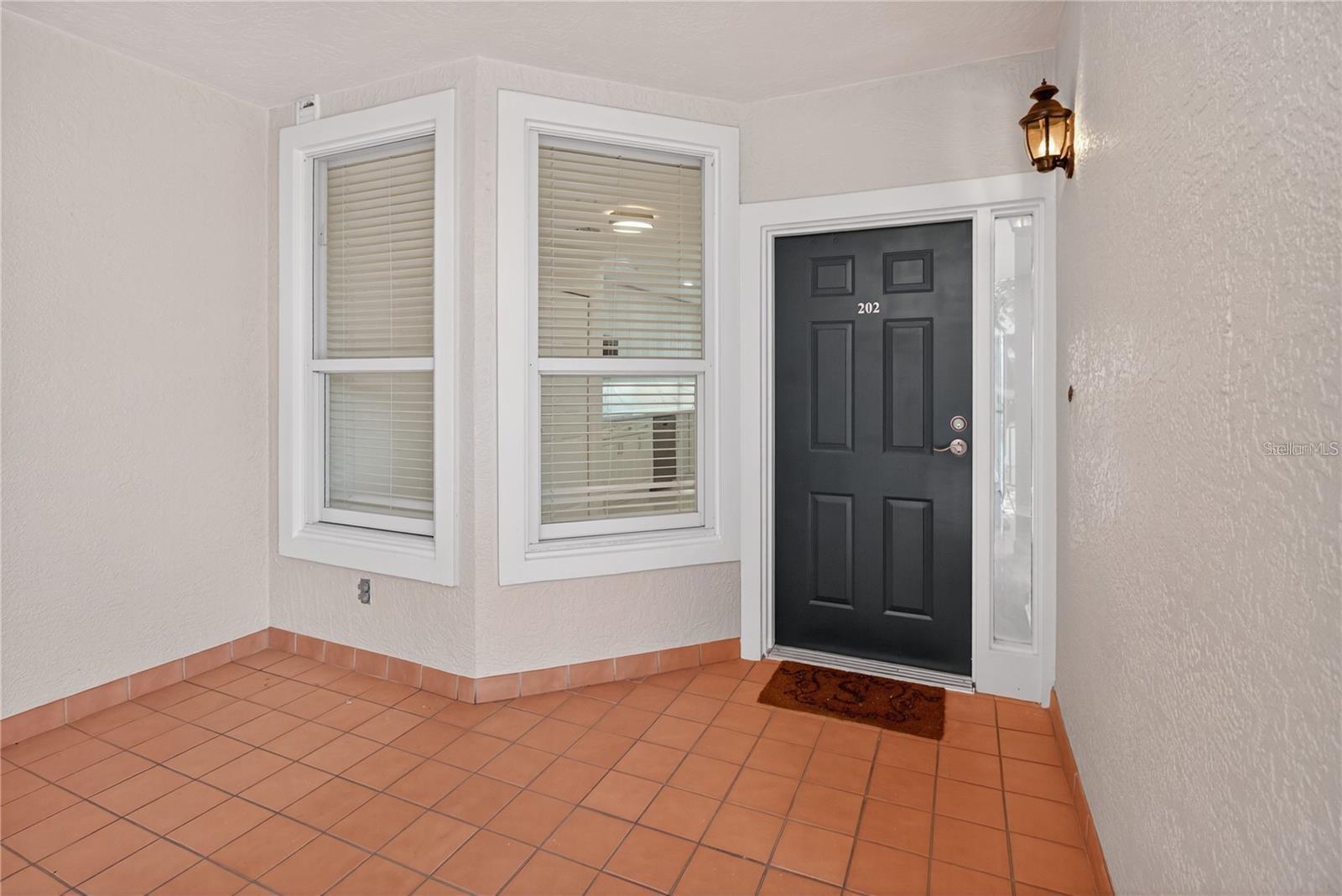 5430 EAGLES POINT CIR #202, SARASOTA, FL, 34231