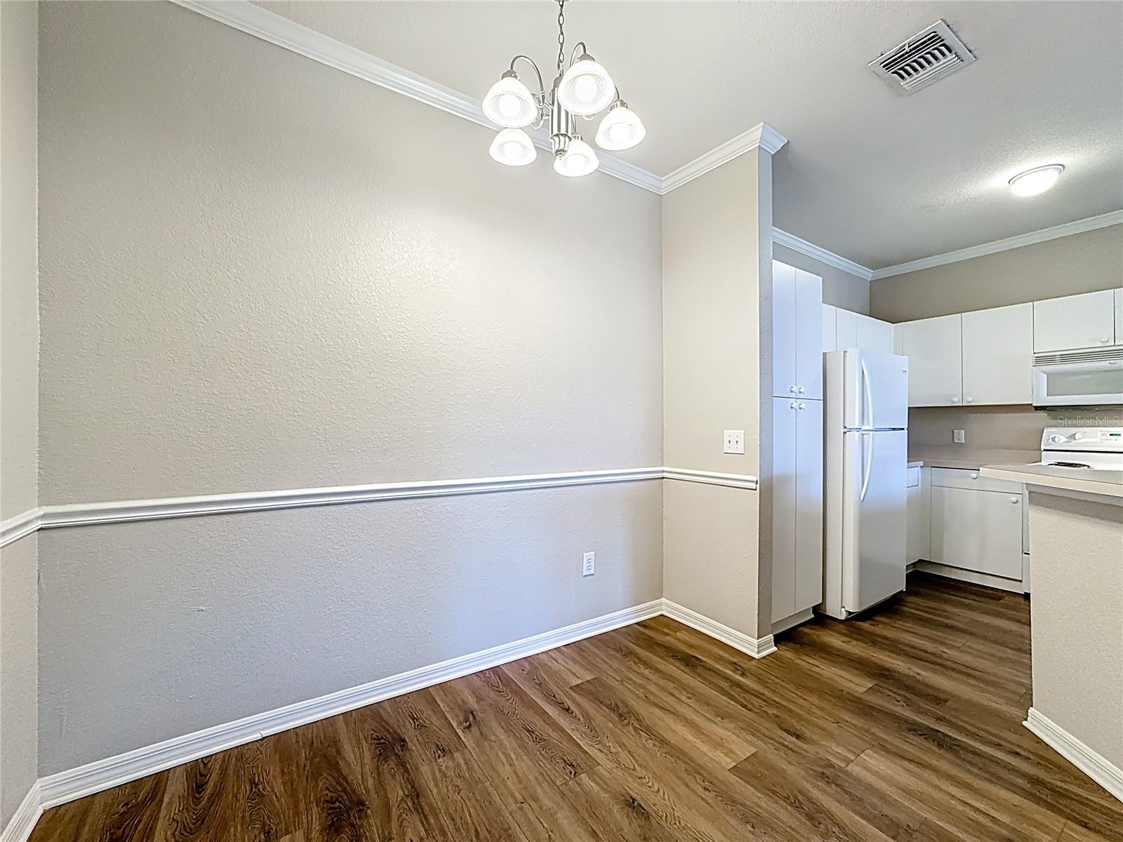 3593 CONROY RD #433, ORLANDO, FL, 32839