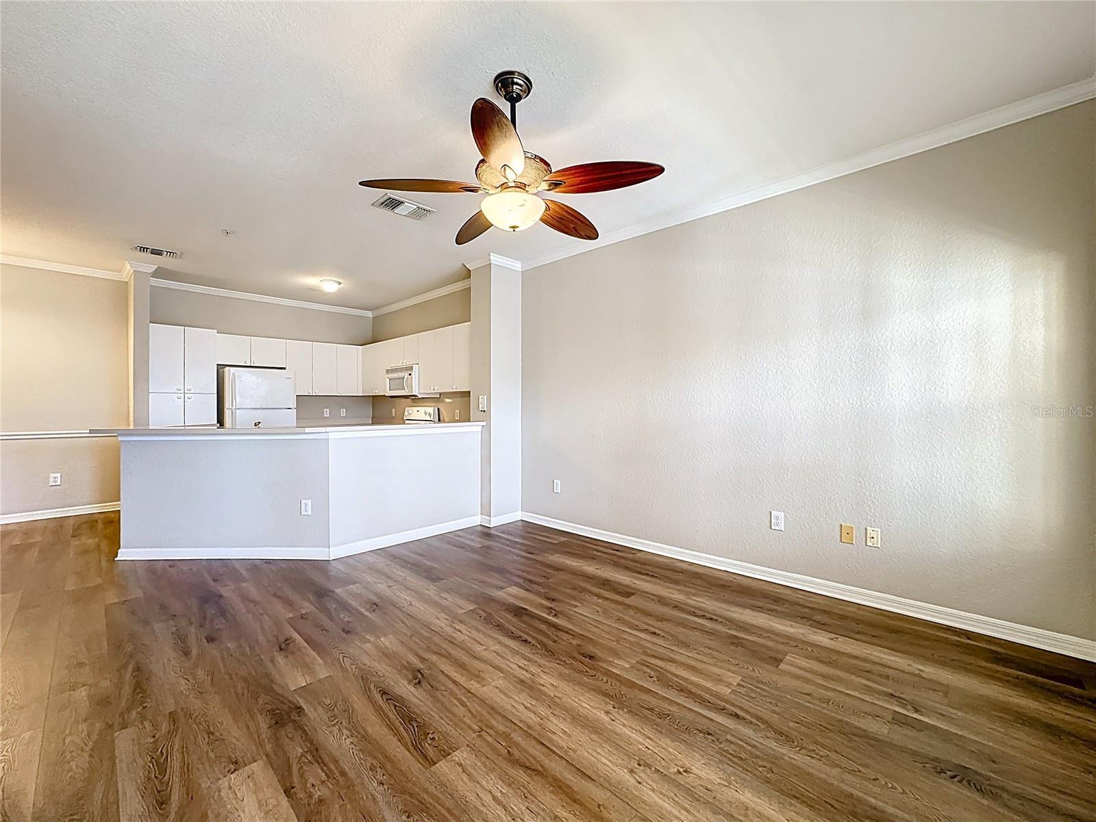 3593 CONROY RD #433, ORLANDO, FL, 32839