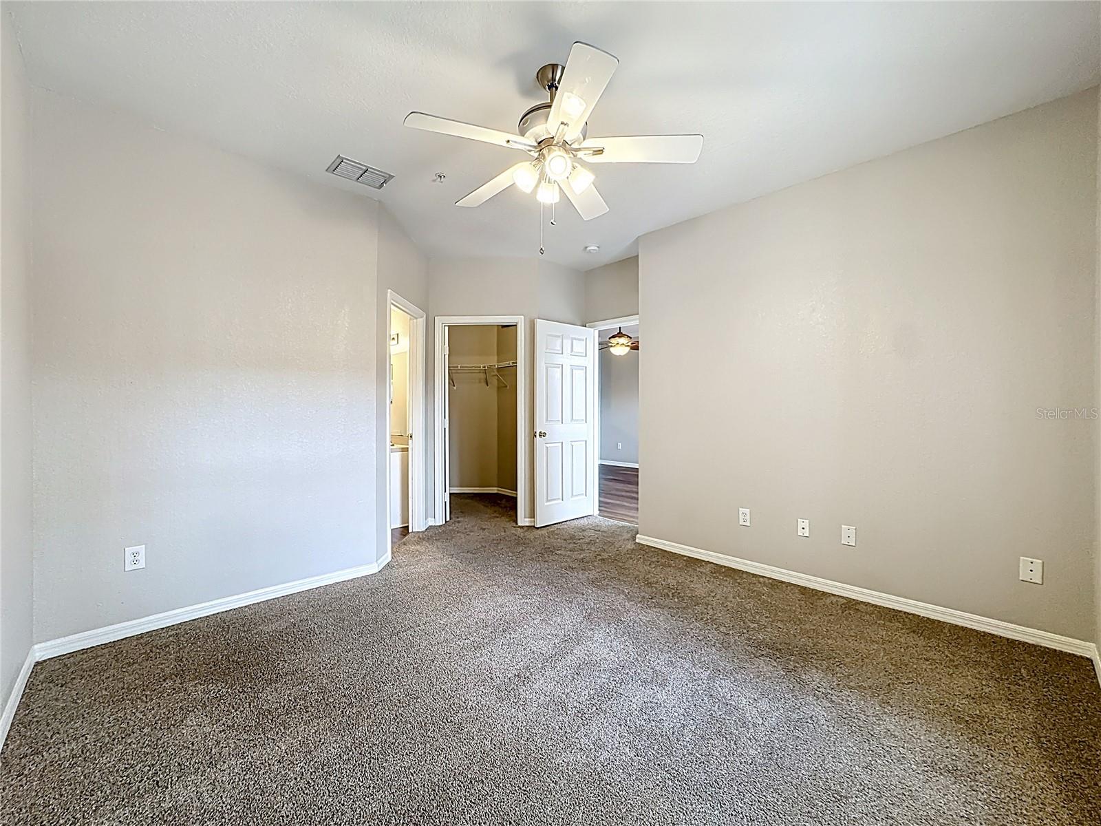 3593 CONROY RD #433, ORLANDO, FL, 32839