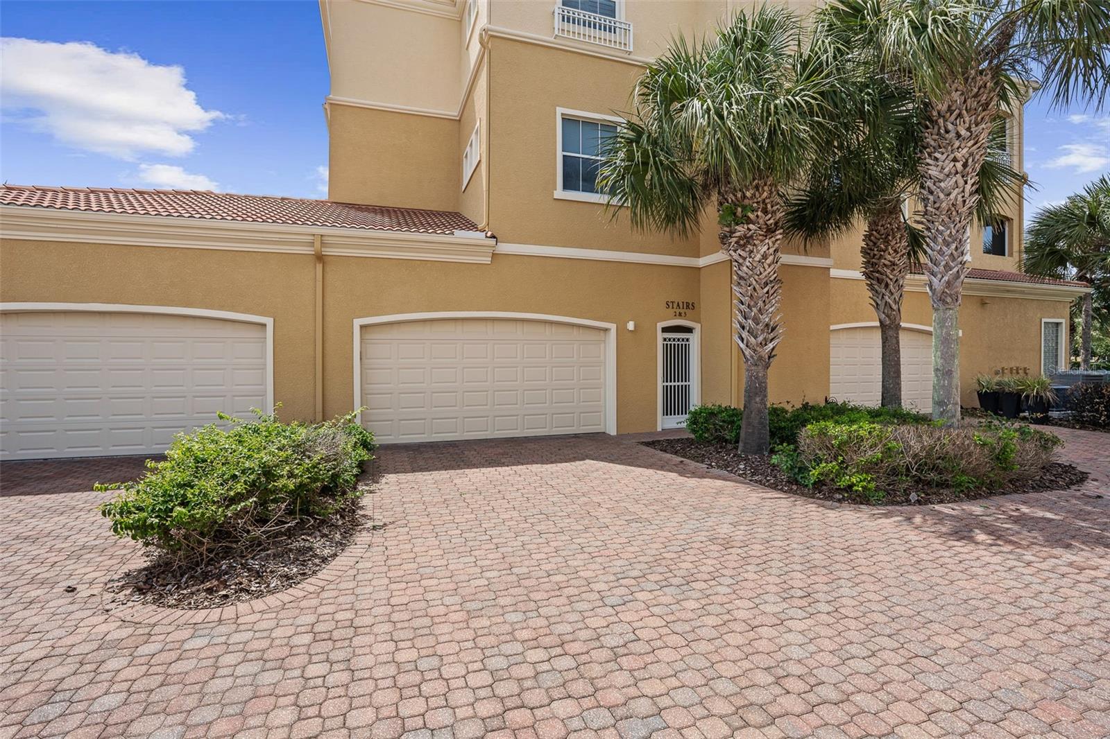 165 AVENUE DE LA MER #402, PALM COAST, FL, 32137