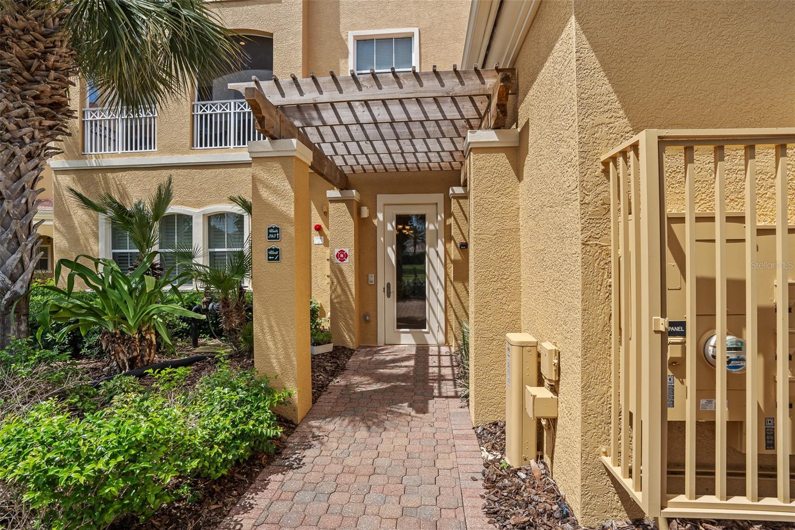165 AVENUE DE LA MER #402, PALM COAST, FL, 32137
