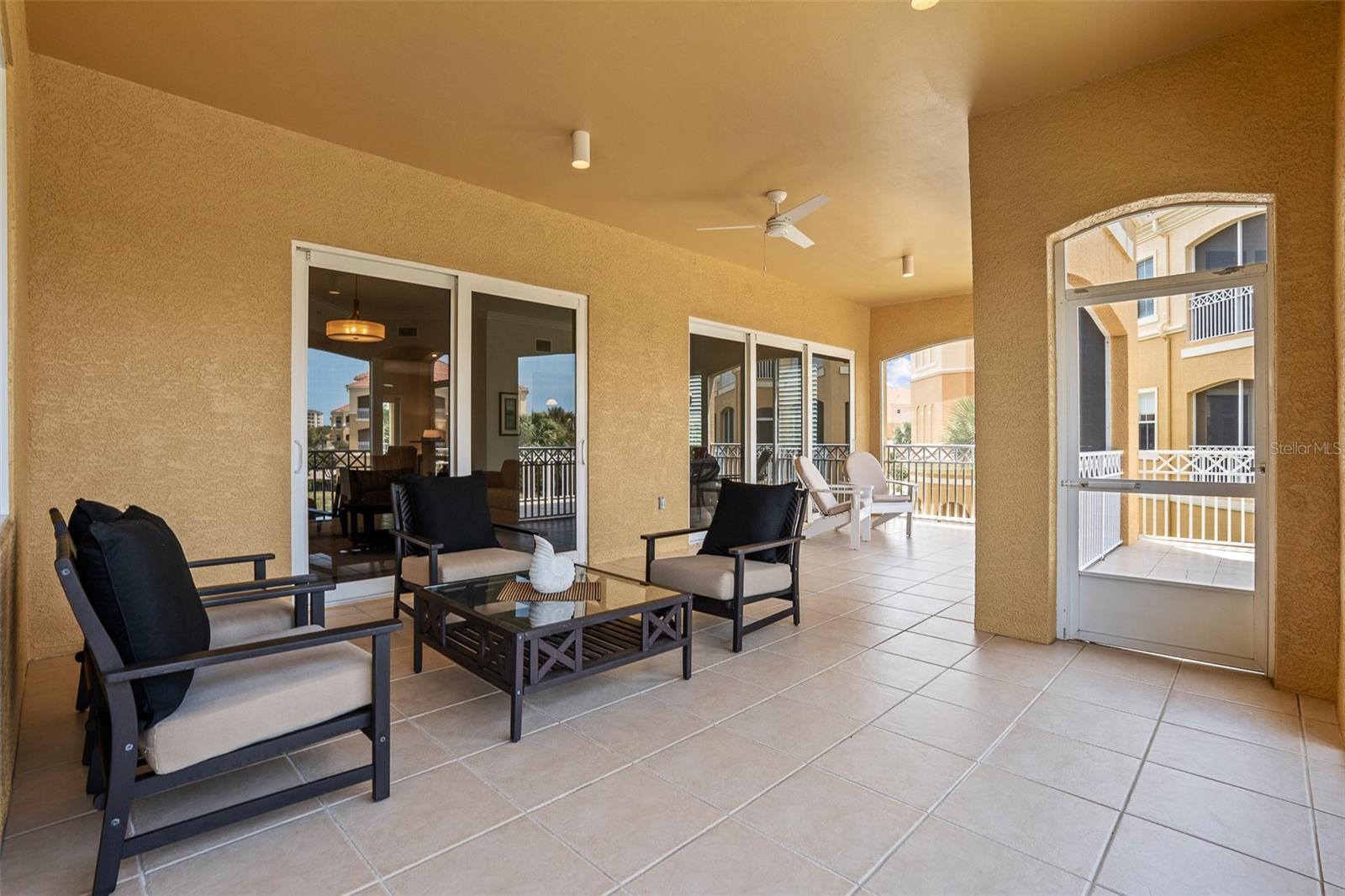 165 AVENUE DE LA MER #402, PALM COAST, FL, 32137