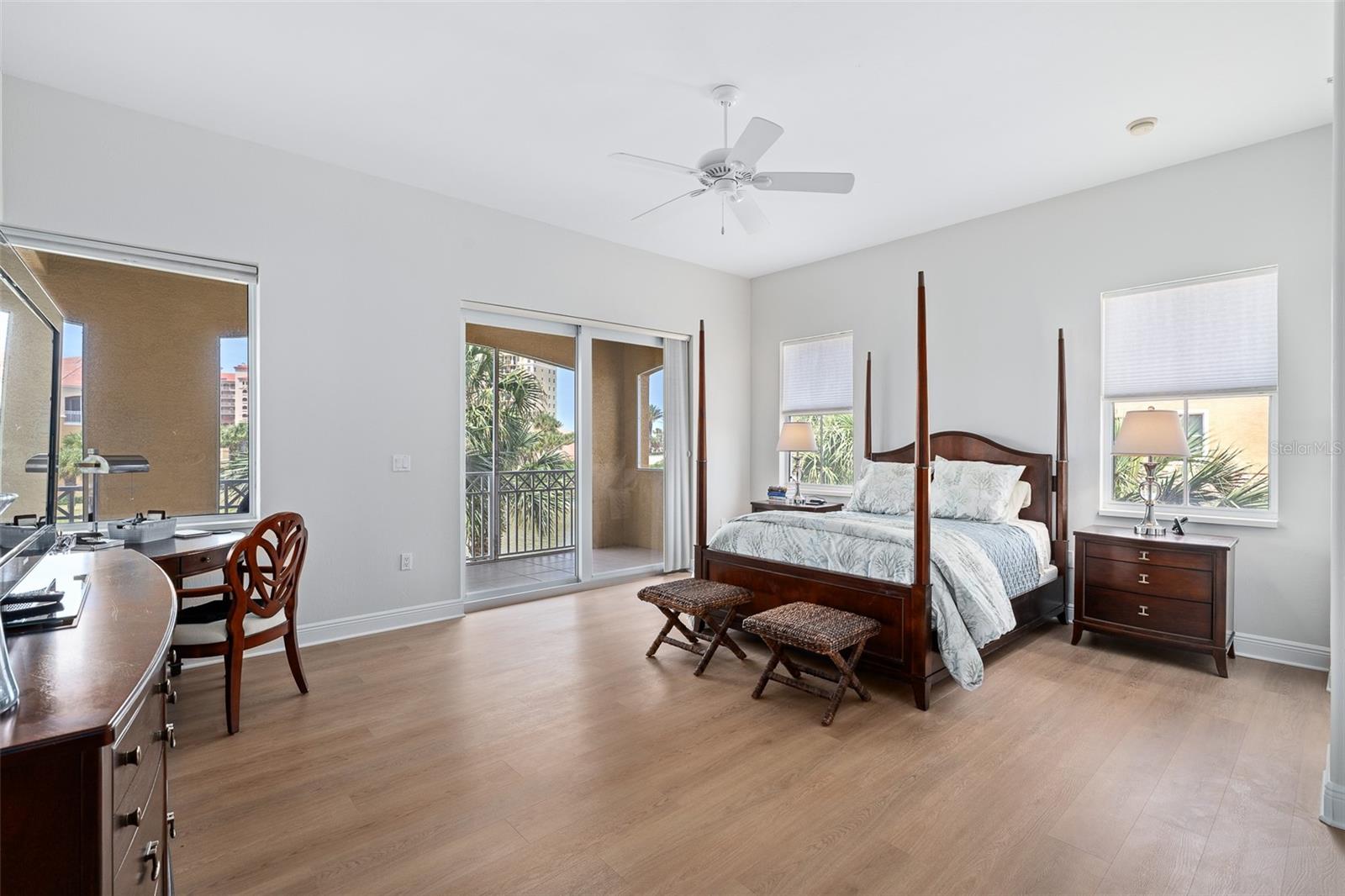165 AVENUE DE LA MER #402, PALM COAST, FL, 32137