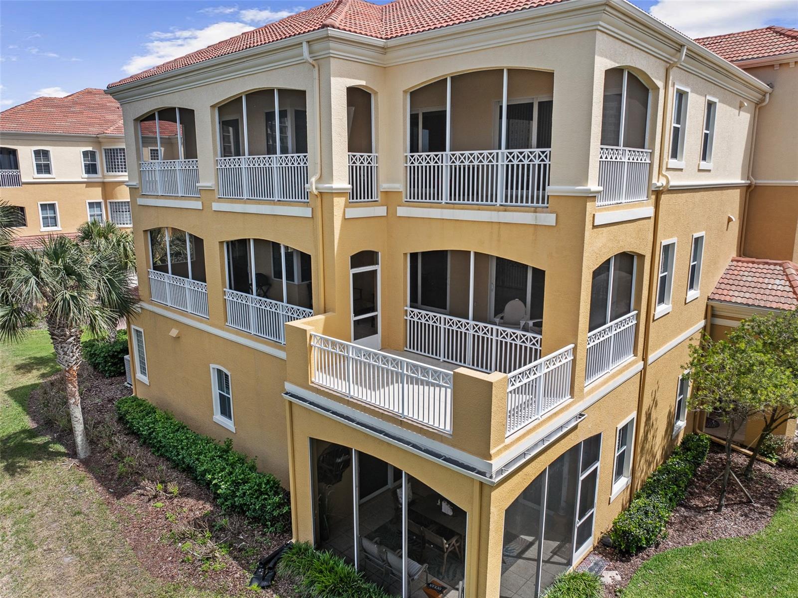 165 AVENUE DE LA MER #402, PALM COAST, FL, 32137