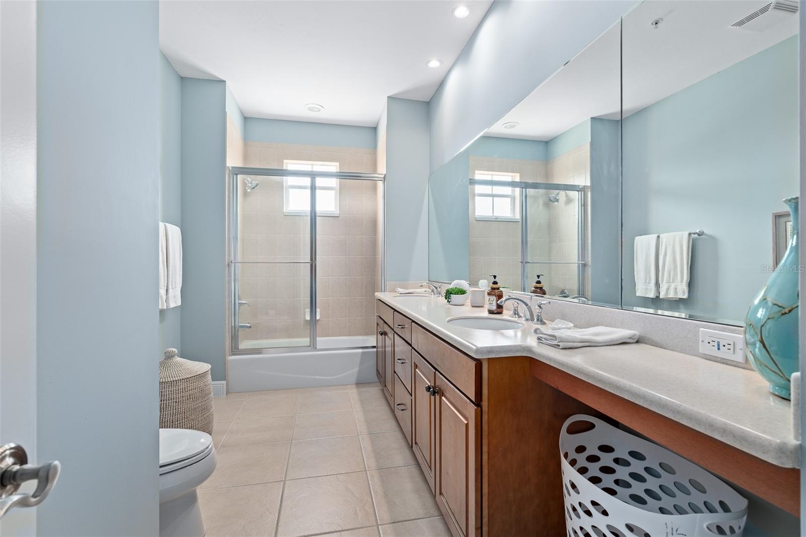 165 AVENUE DE LA MER #402, PALM COAST, FL, 32137